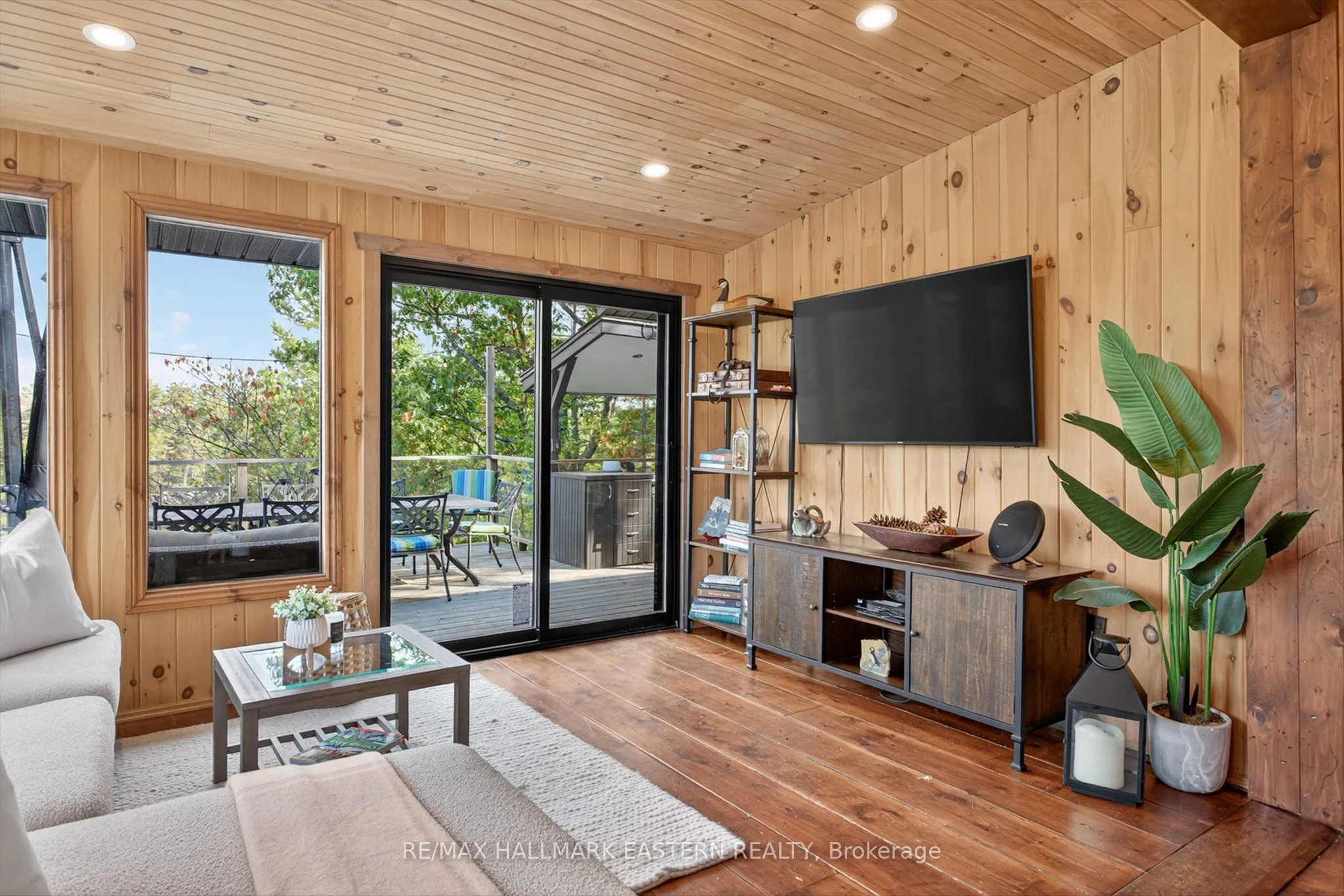 2712 Channel View Lane
