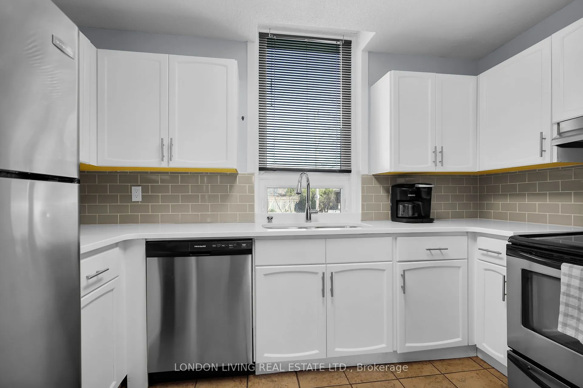 503 Baseline Road E