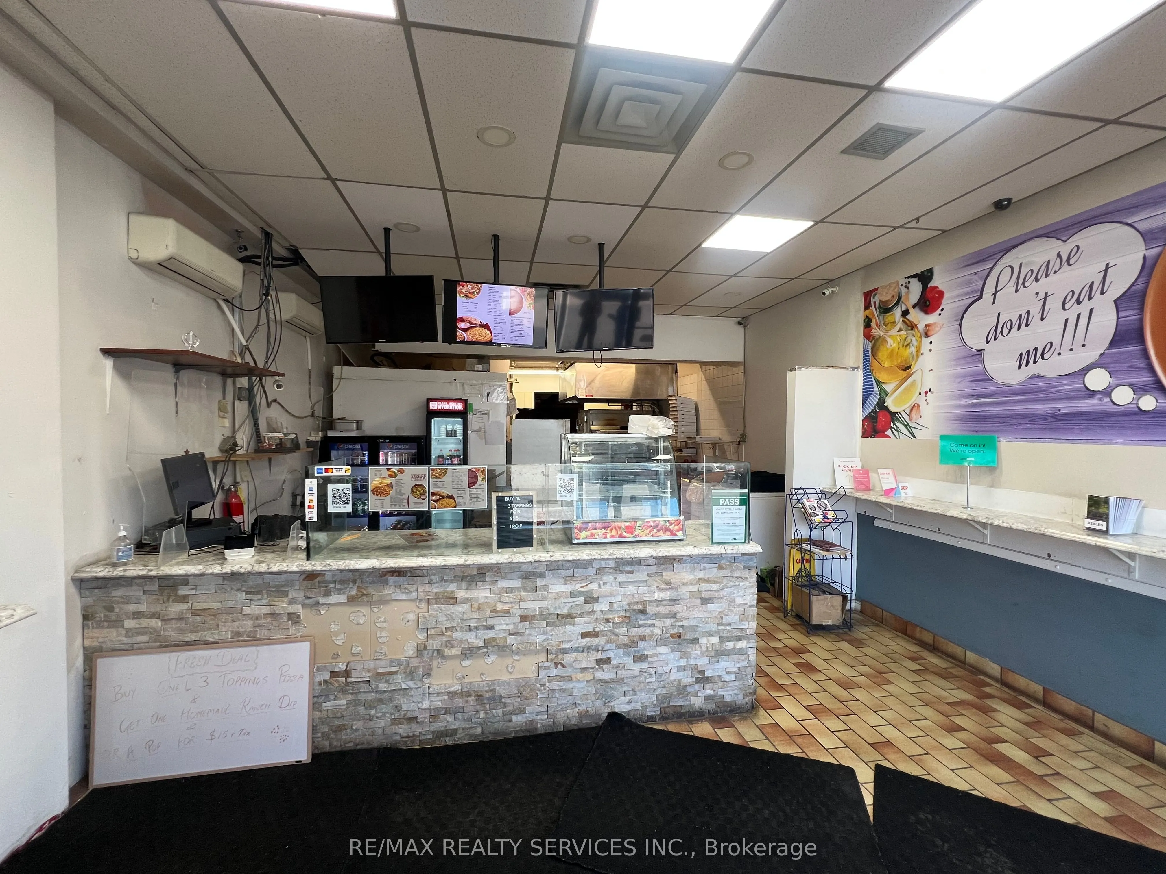 243 Wharncliffe Road N