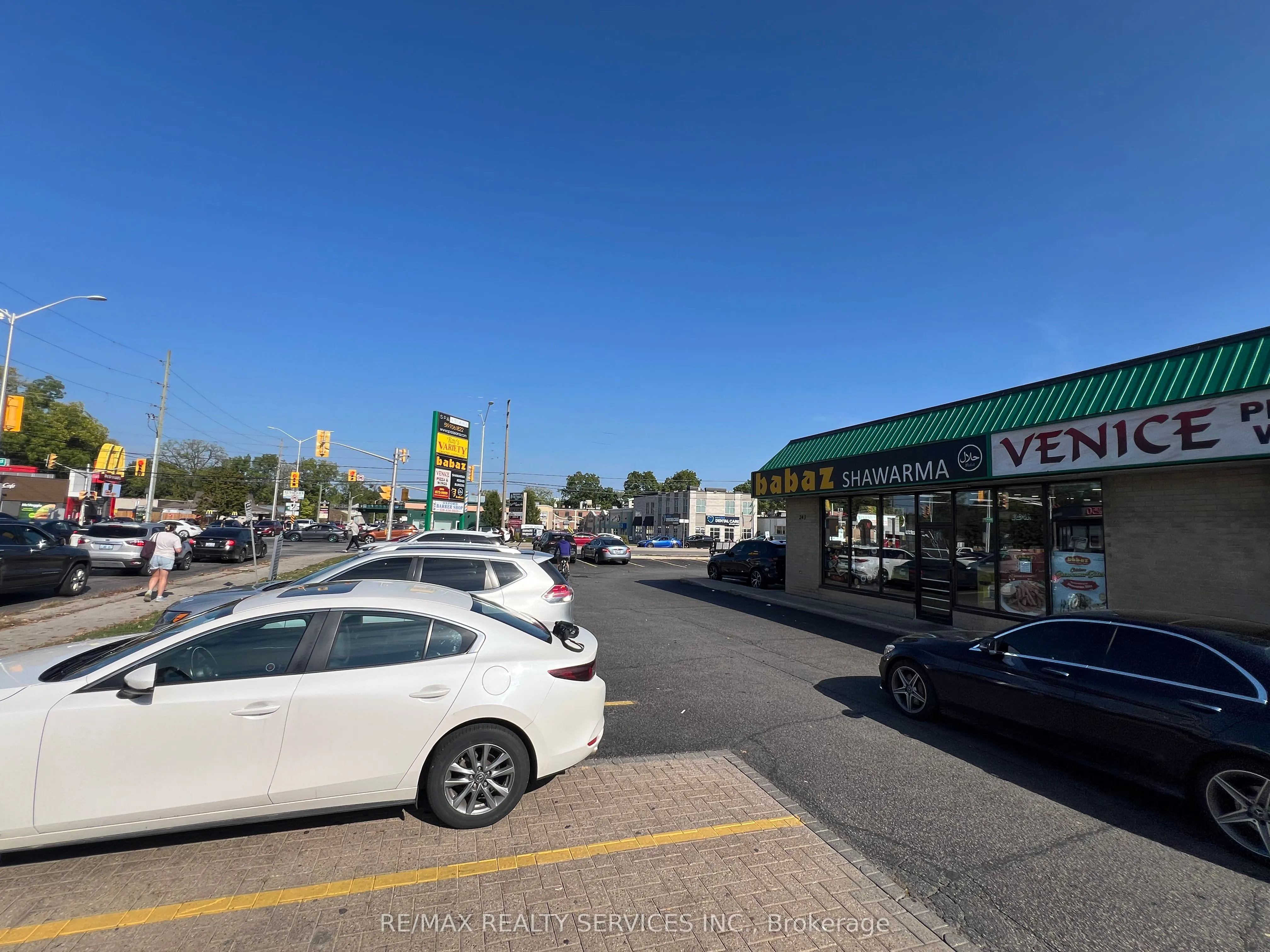 243 Wharncliffe Road N