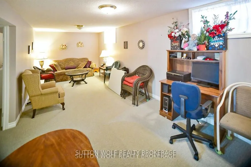 375 Scott Street E, #42