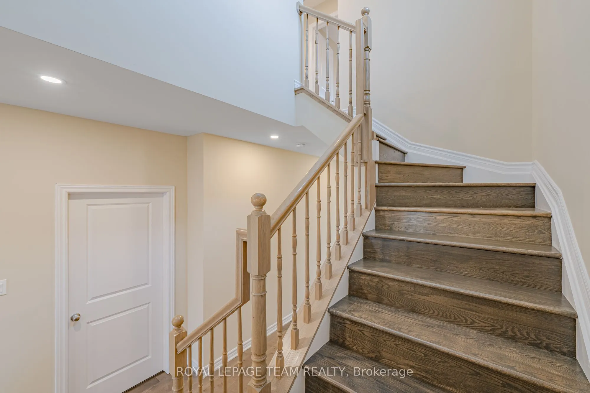 2522 WATERLILLY Way