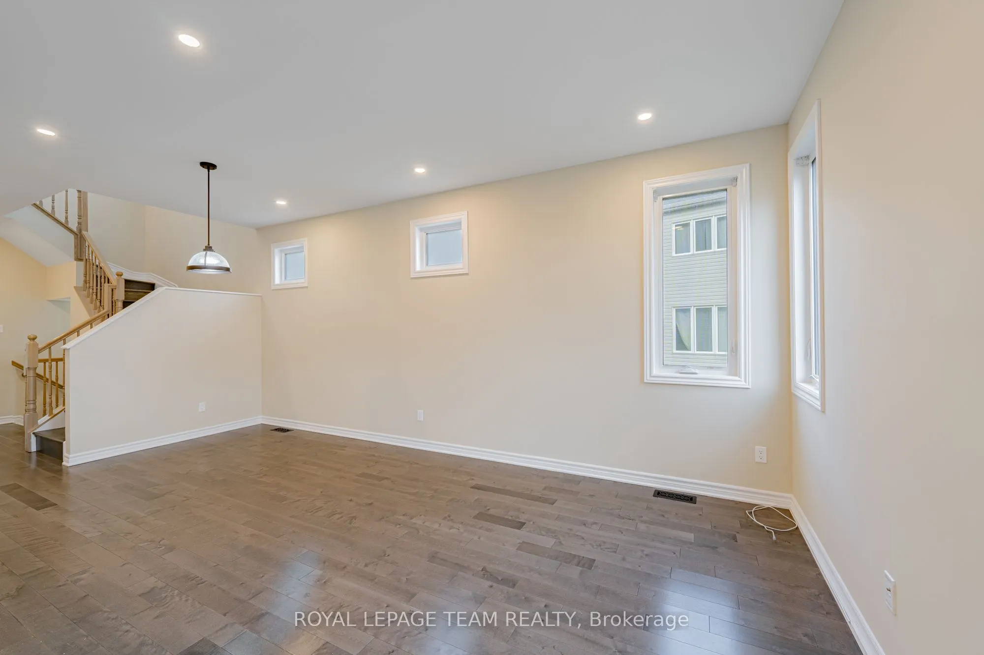 2522 WATERLILLY Way
