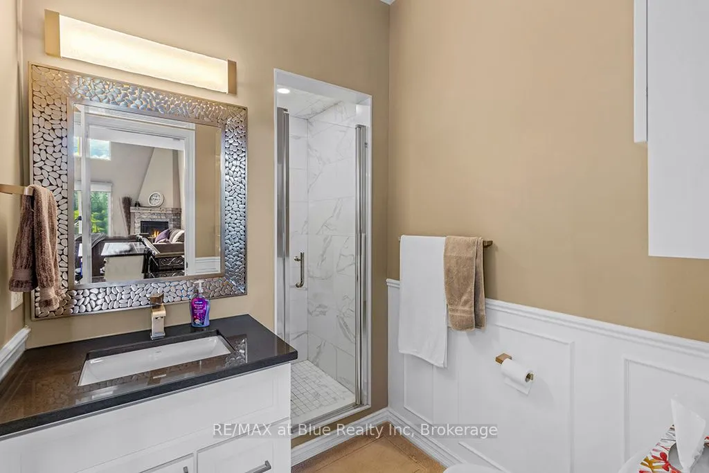 110 KELLIE'S Way, #1