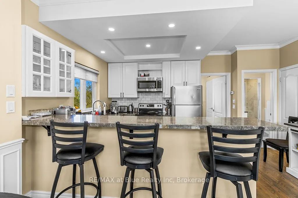 110 KELLIE'S Way, #1