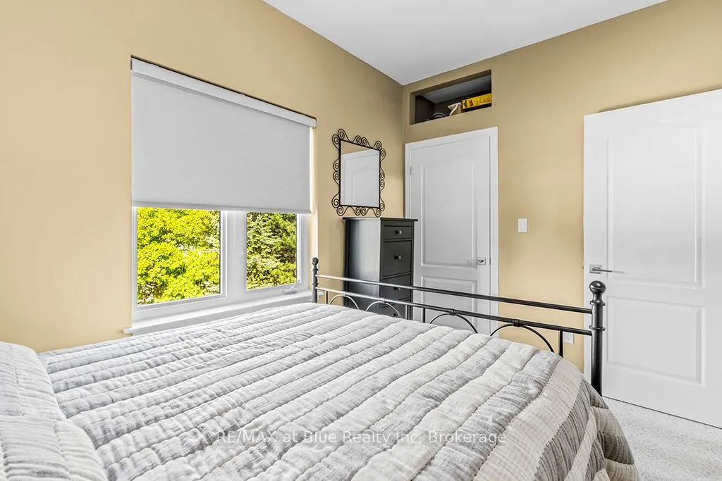 110 KELLIE'S Way, #1