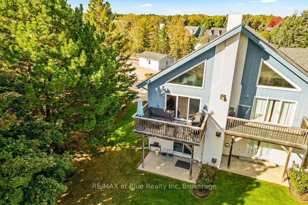110 KELLIE'S Way, #1