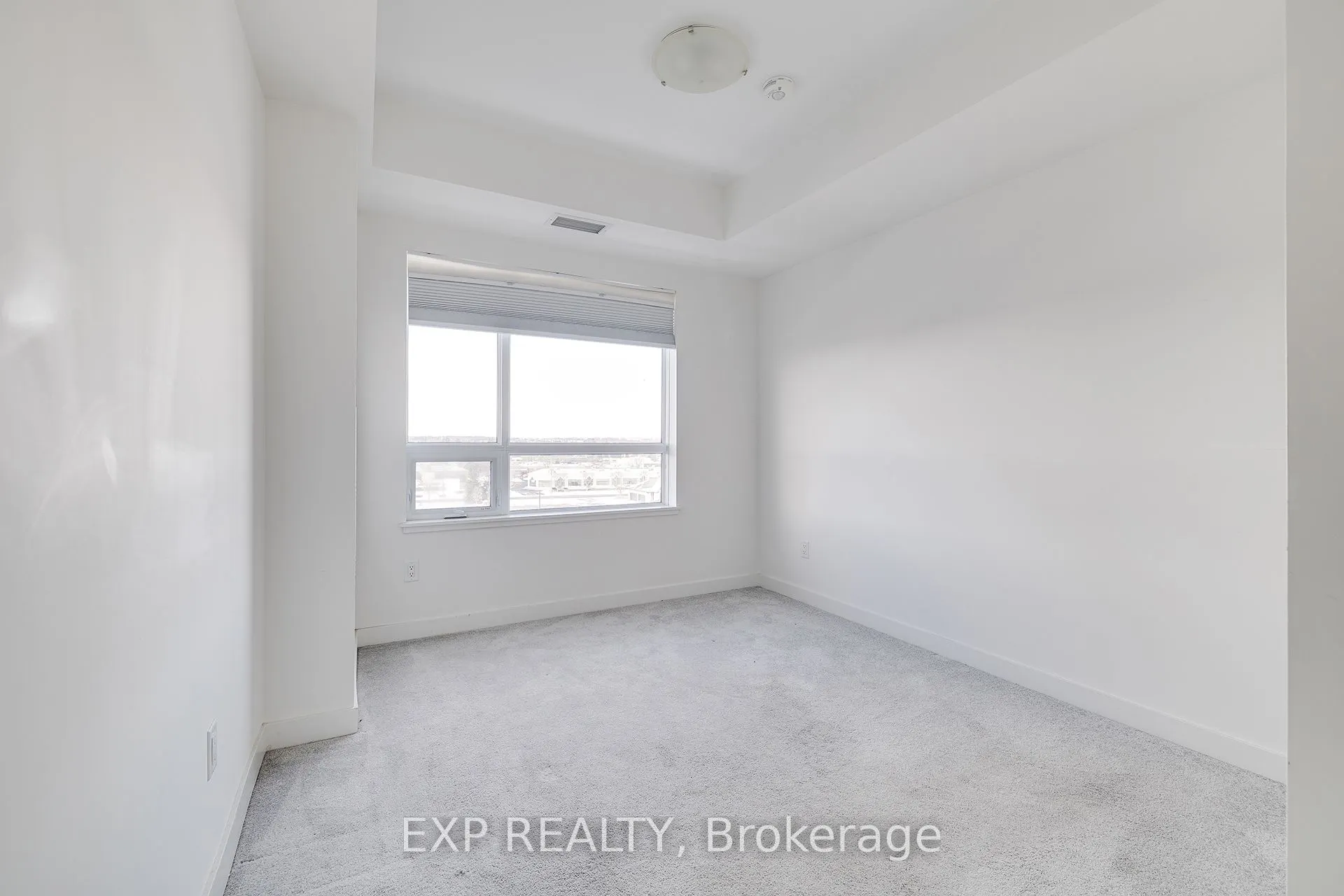 255 Northfield Drive E, #501