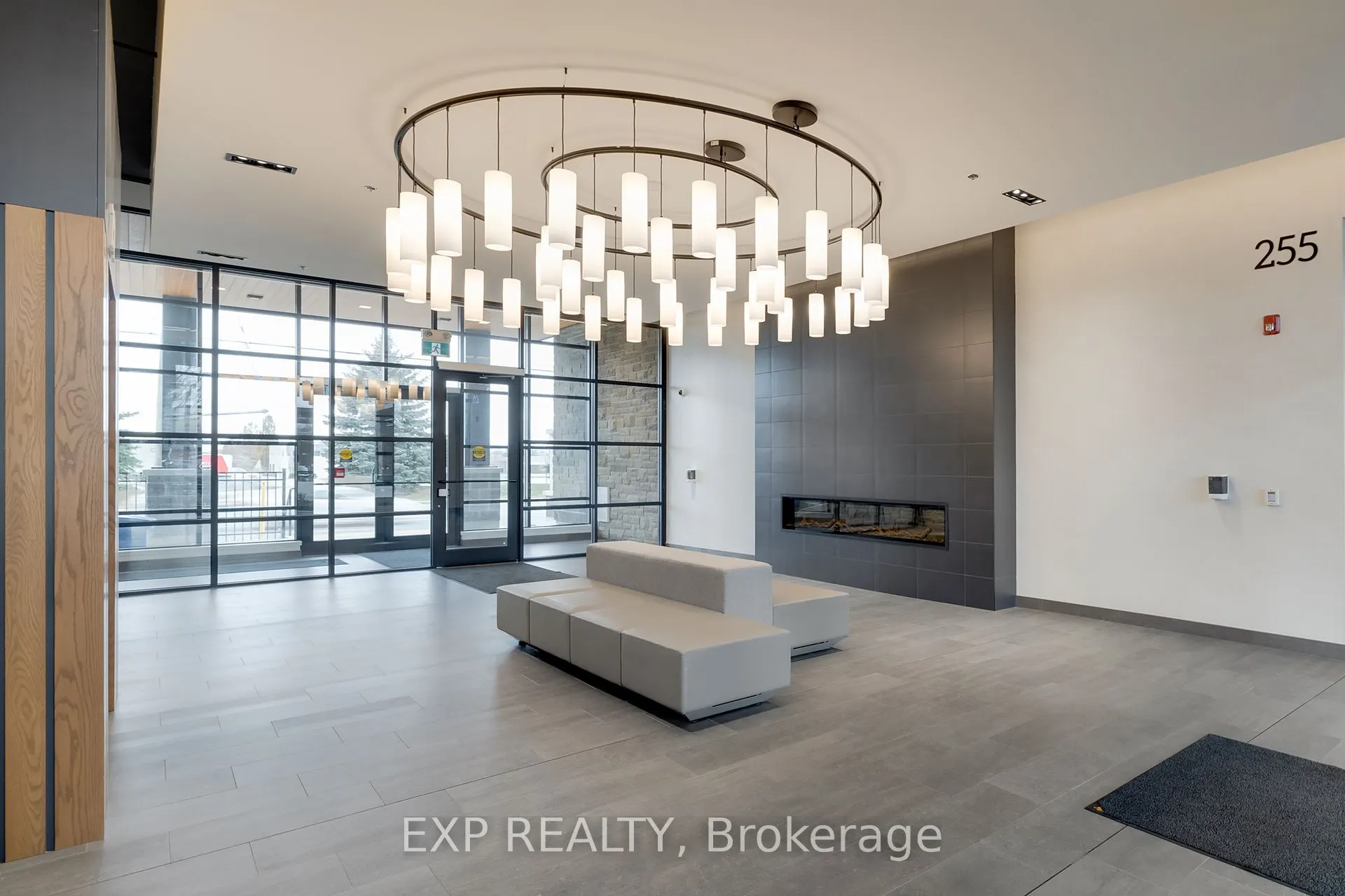 255 Northfield Drive E, #501
