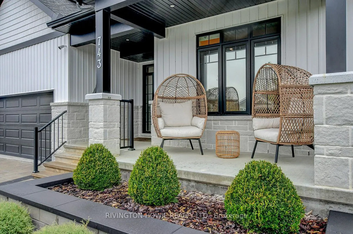 743 Meadowridge Circle