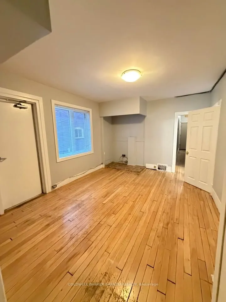 103 HENDERSON Avenue, #1