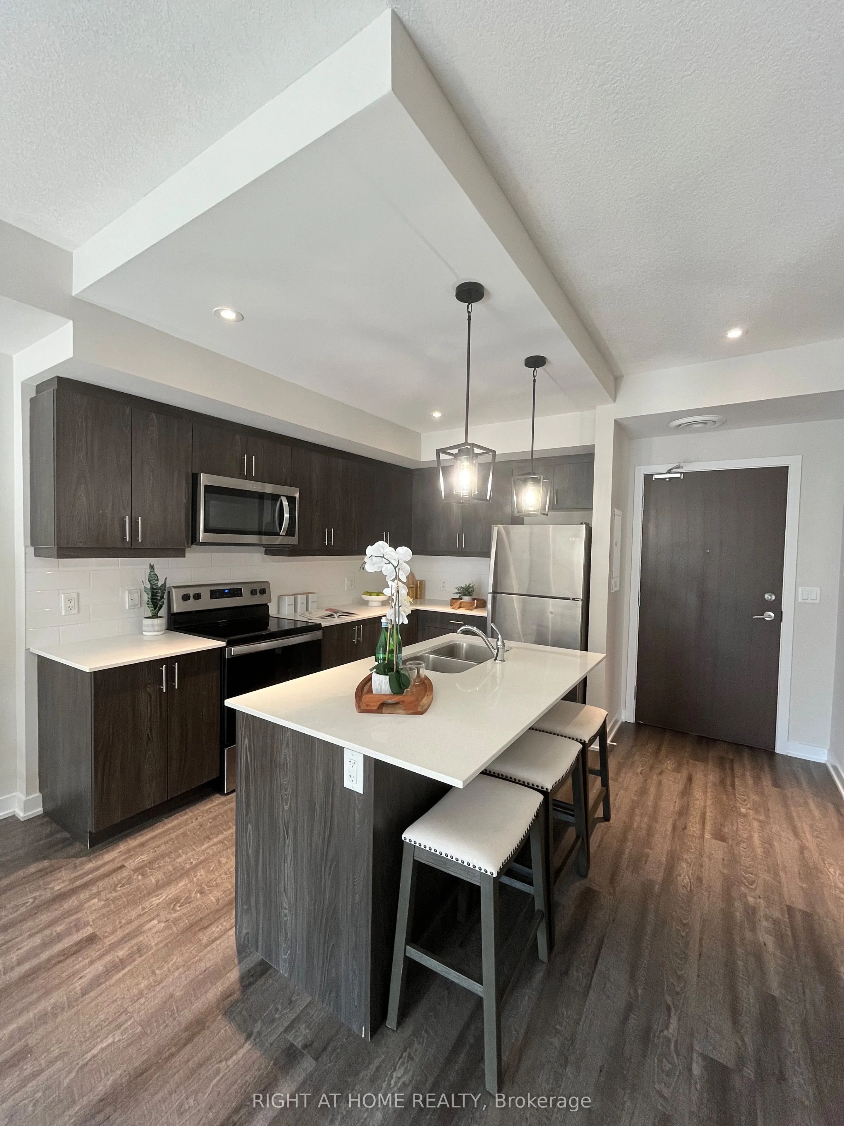 16 Markle Crescent, #214