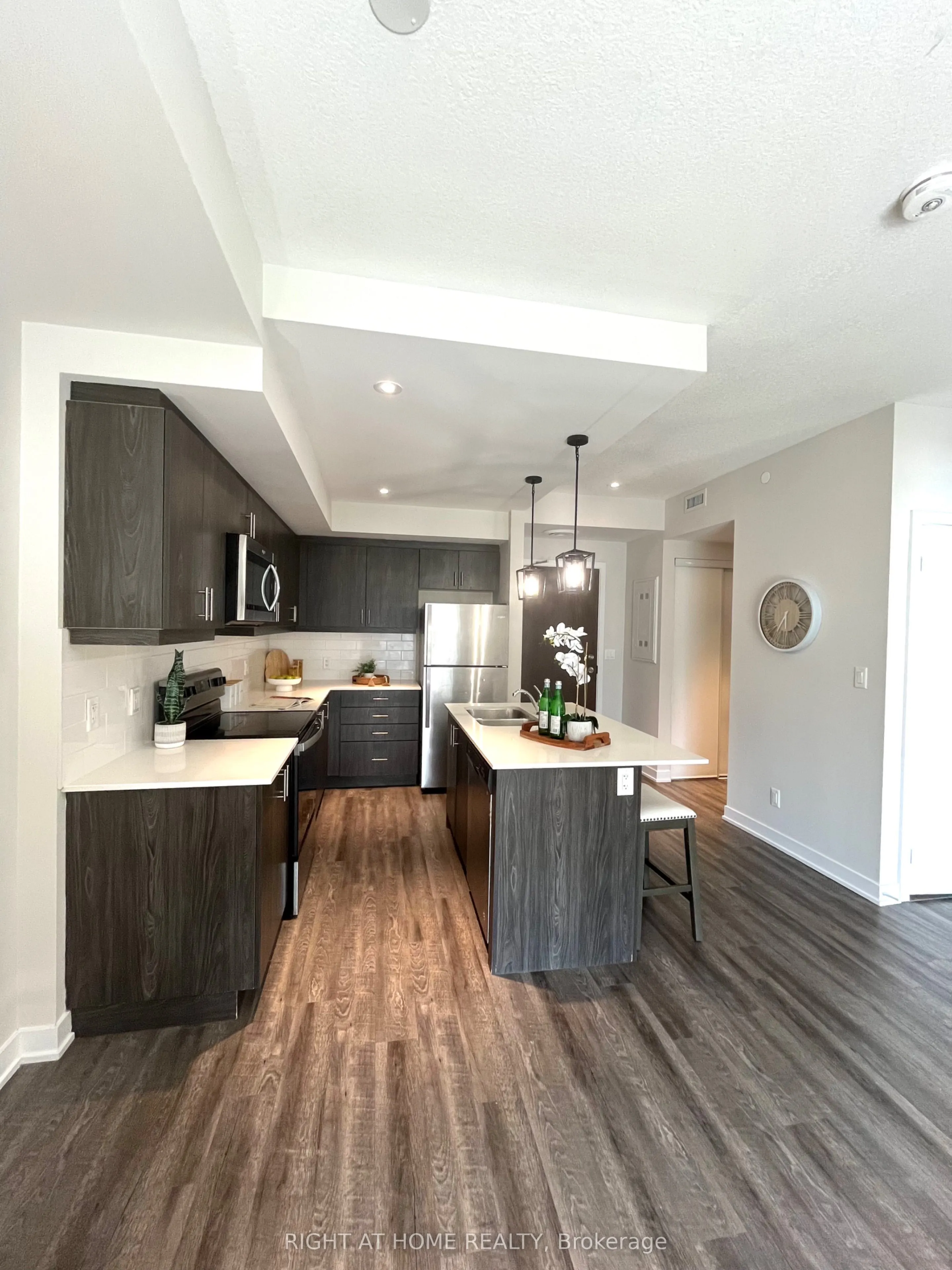 16 Markle Crescent, #214
