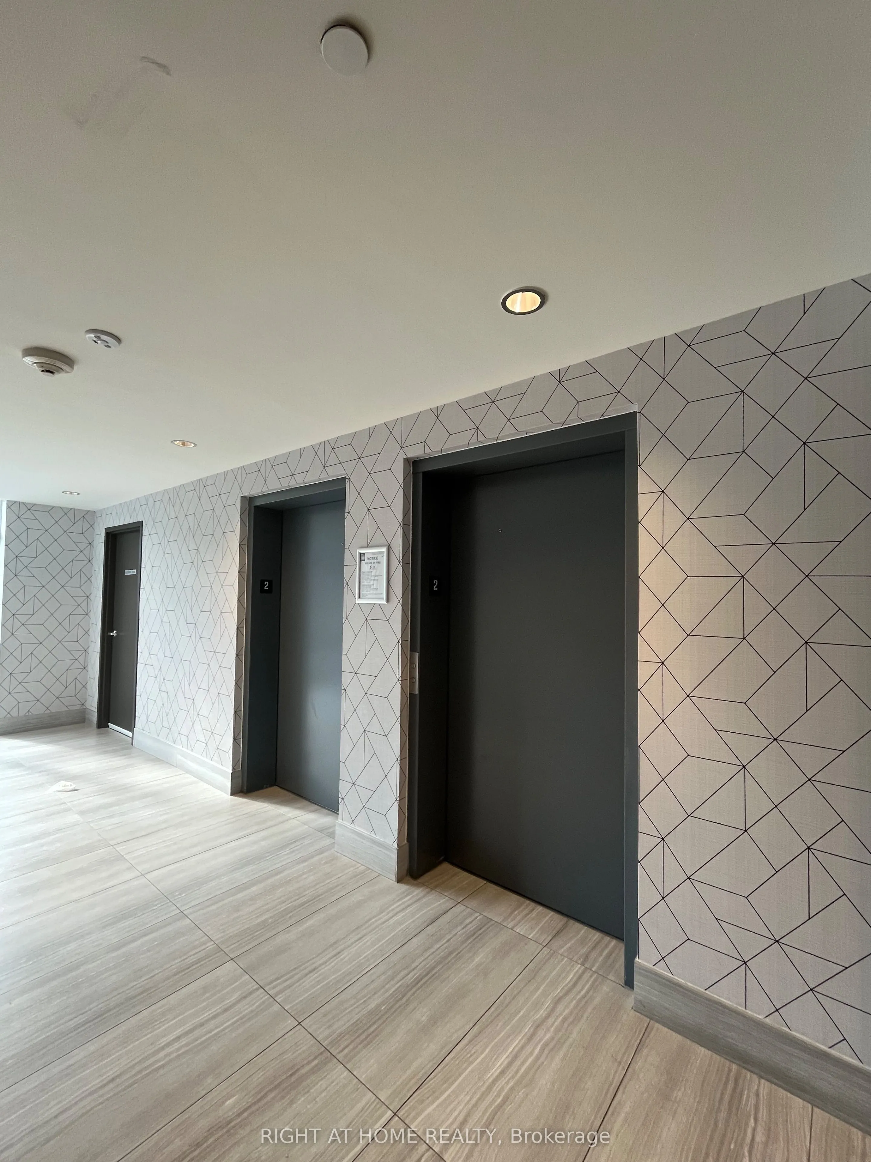 16 Markle Crescent, #214