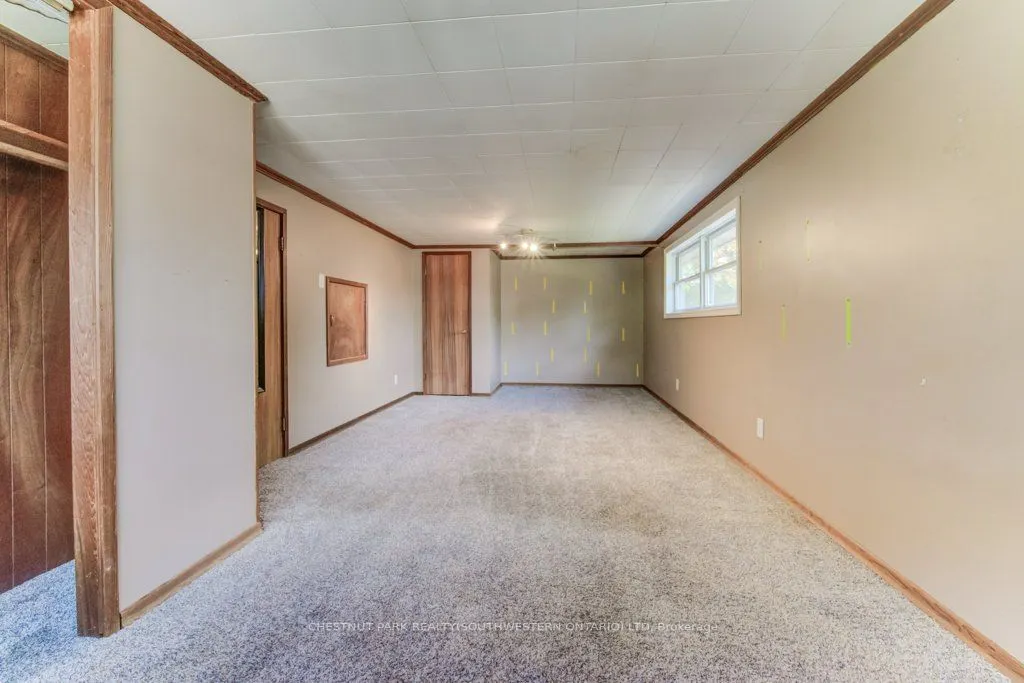 35 Vista Crescent
