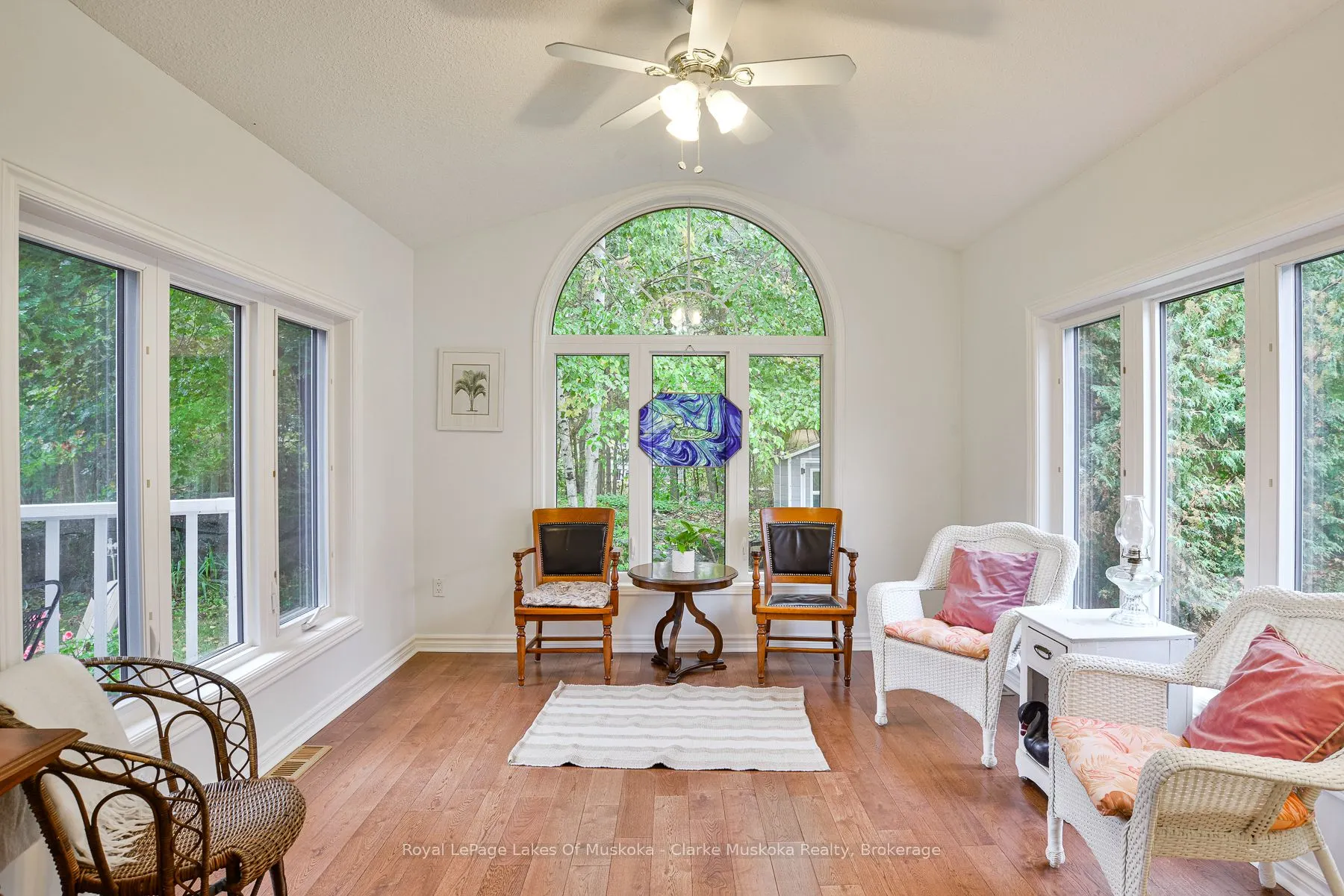 77 Hedgewood Lane