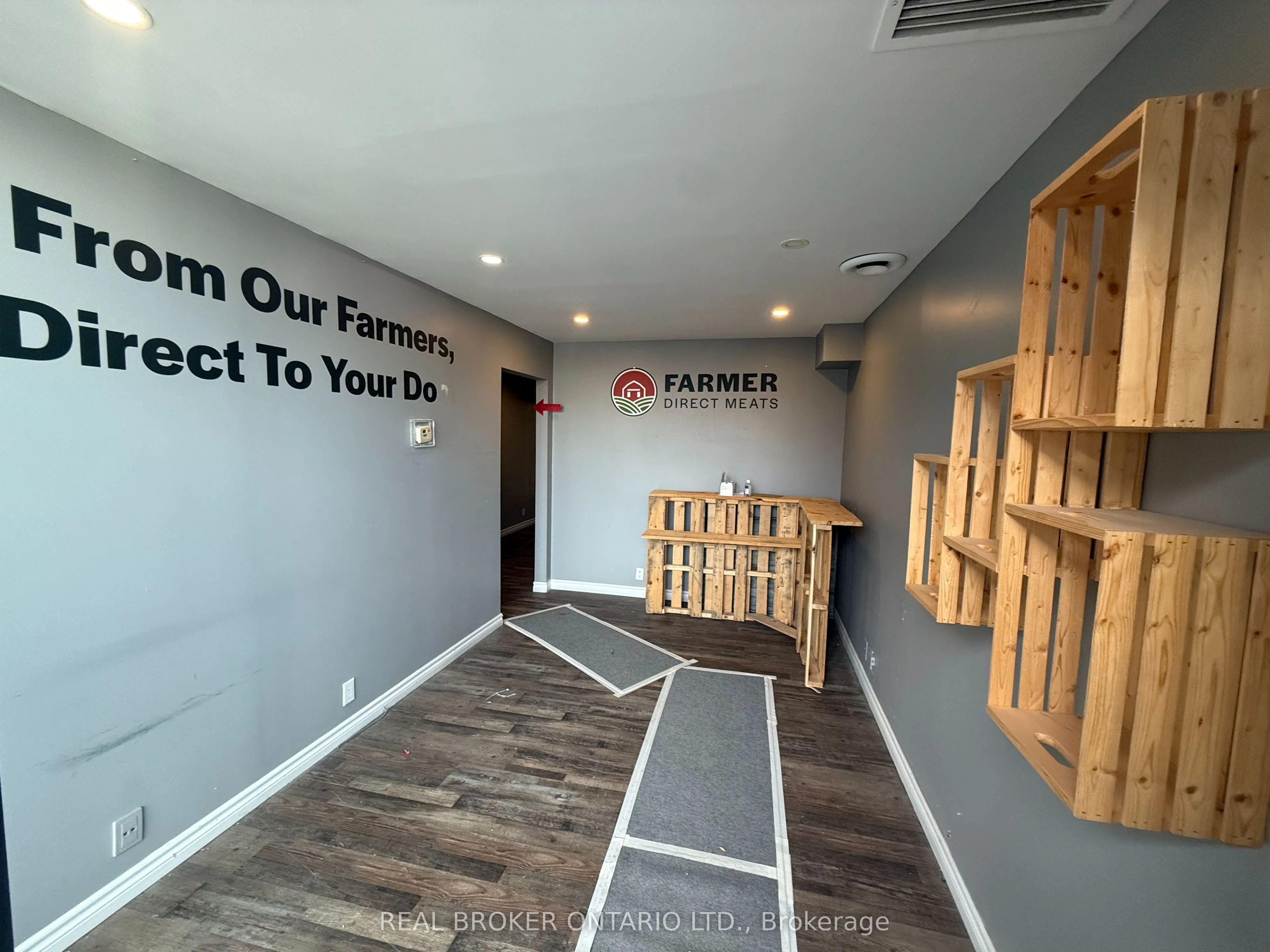 227 Bunting Road, #I