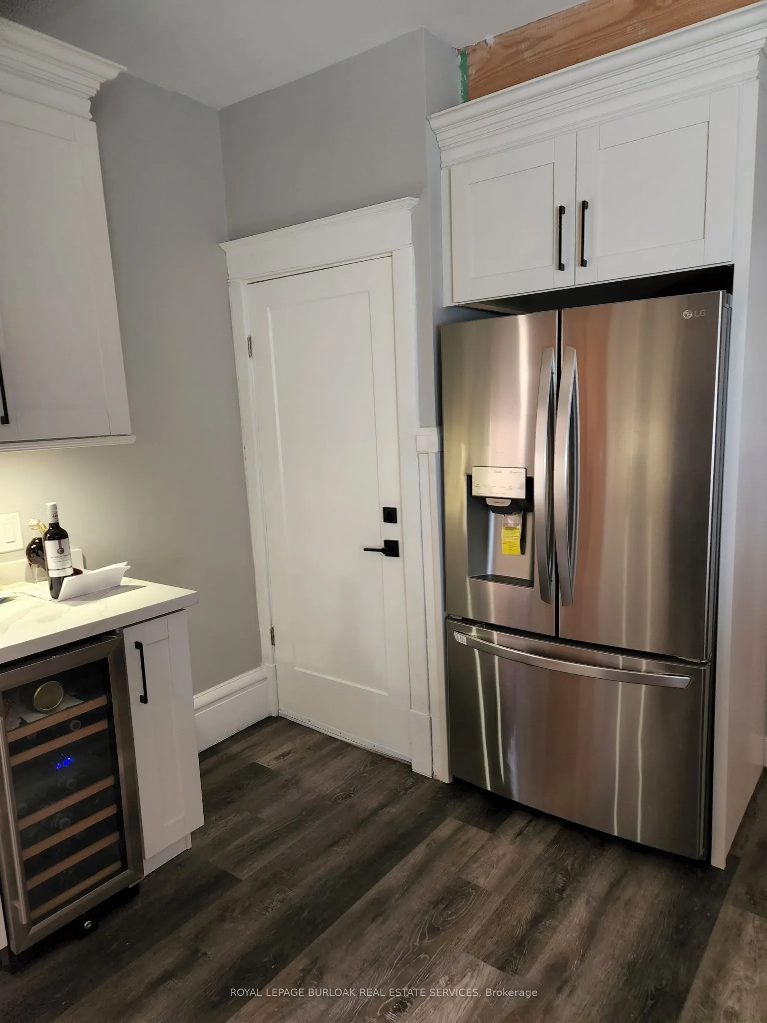 16 Cedar Avenue, #1