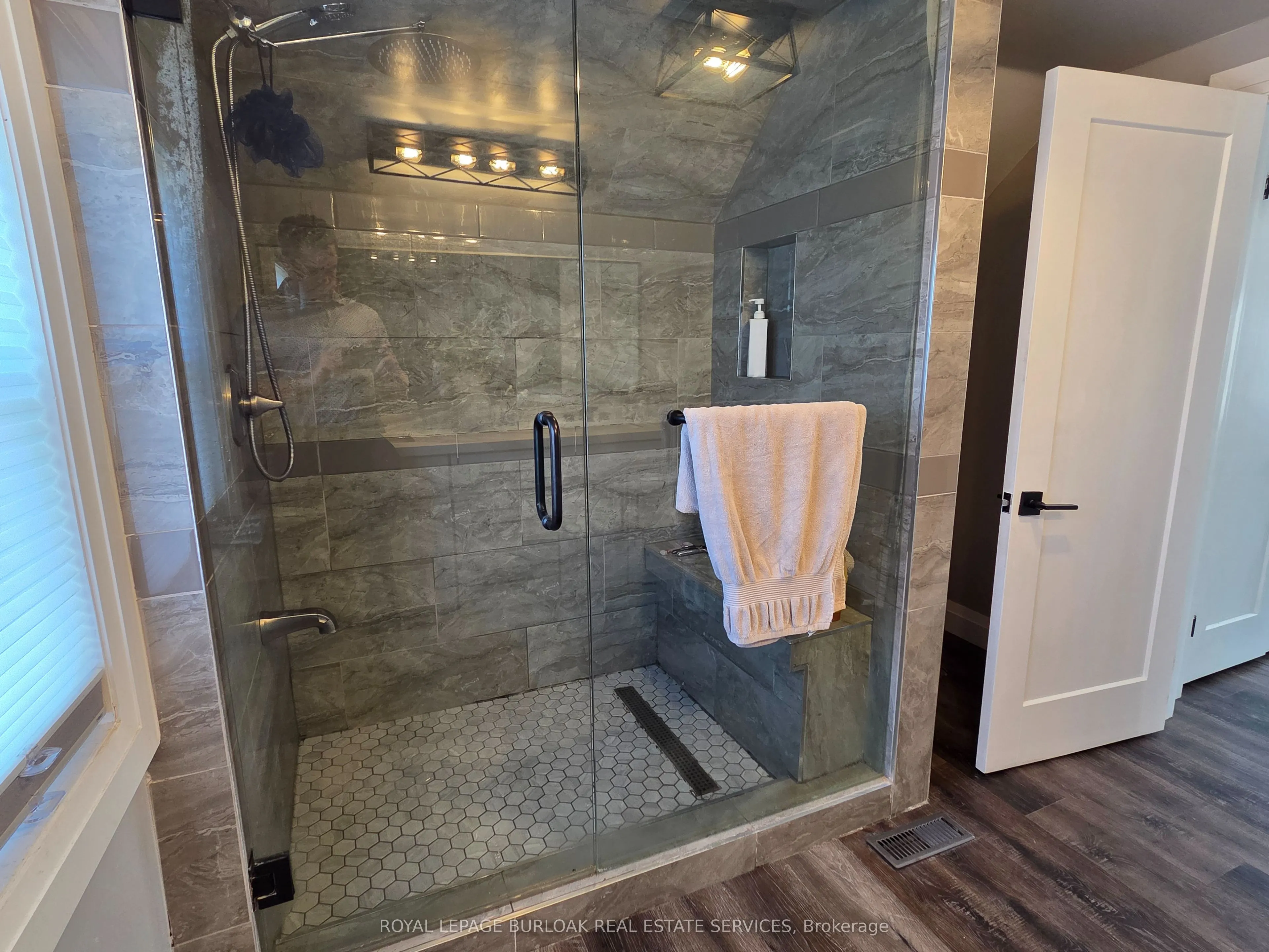 16 Cedar Avenue, #1