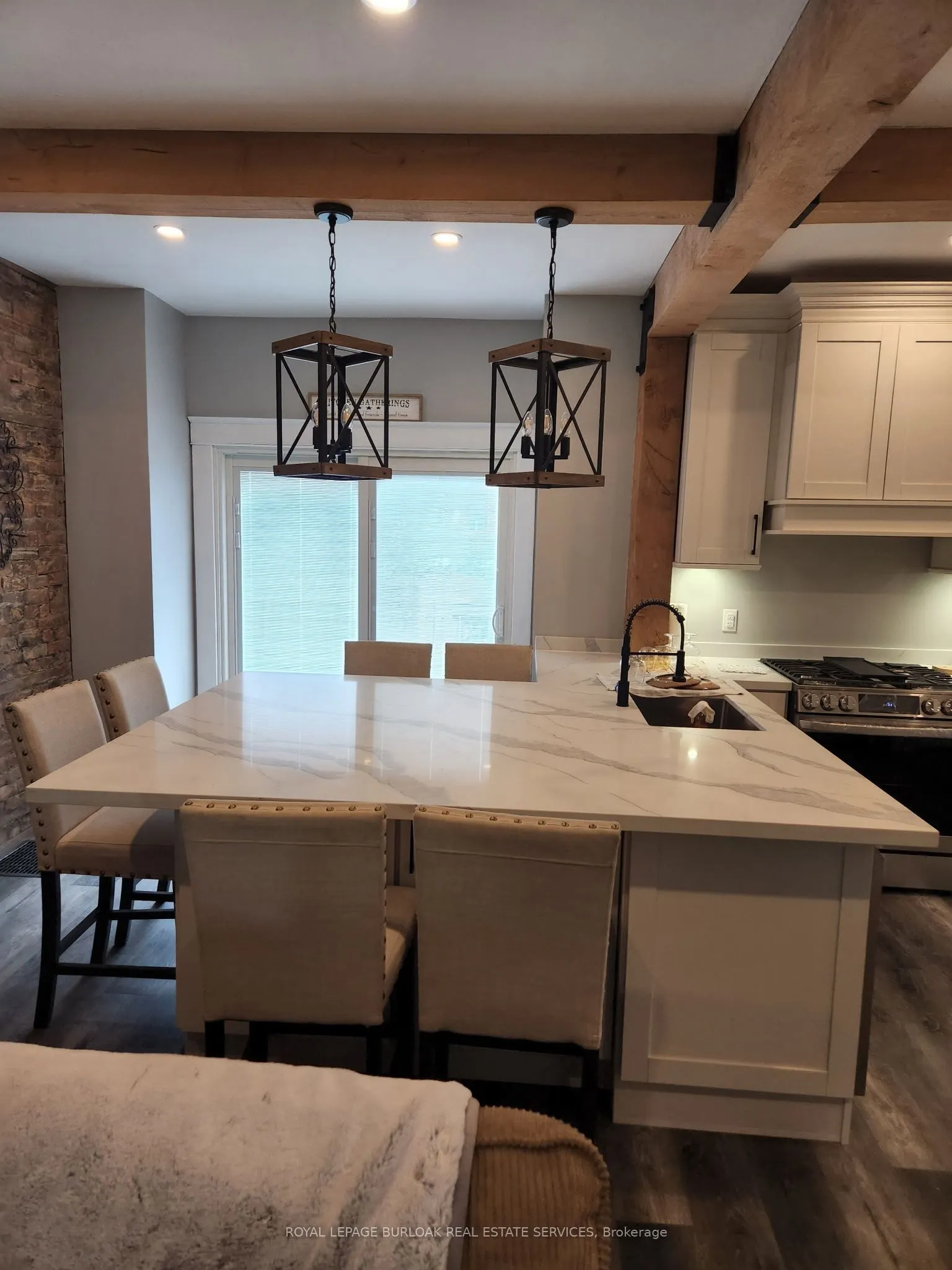 16 Cedar Avenue, #1