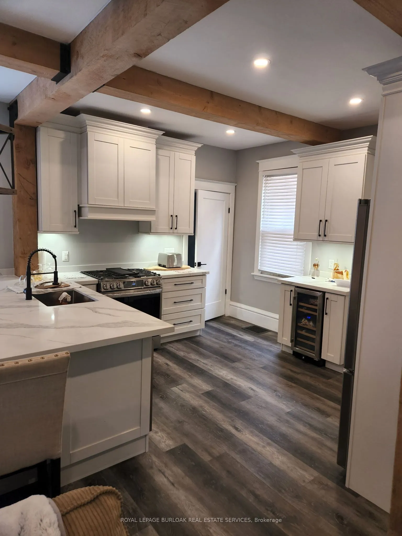 16 Cedar Avenue, #1