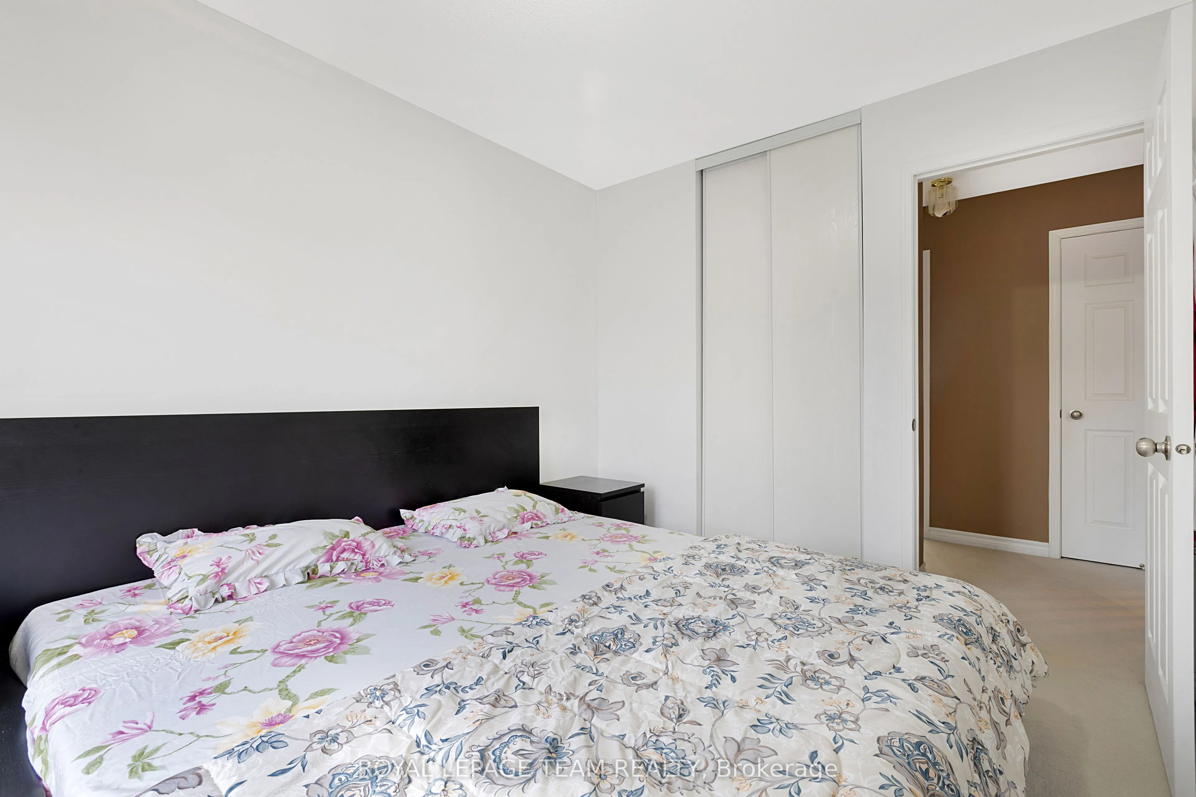 3265 St Joseph Boulevard, #118