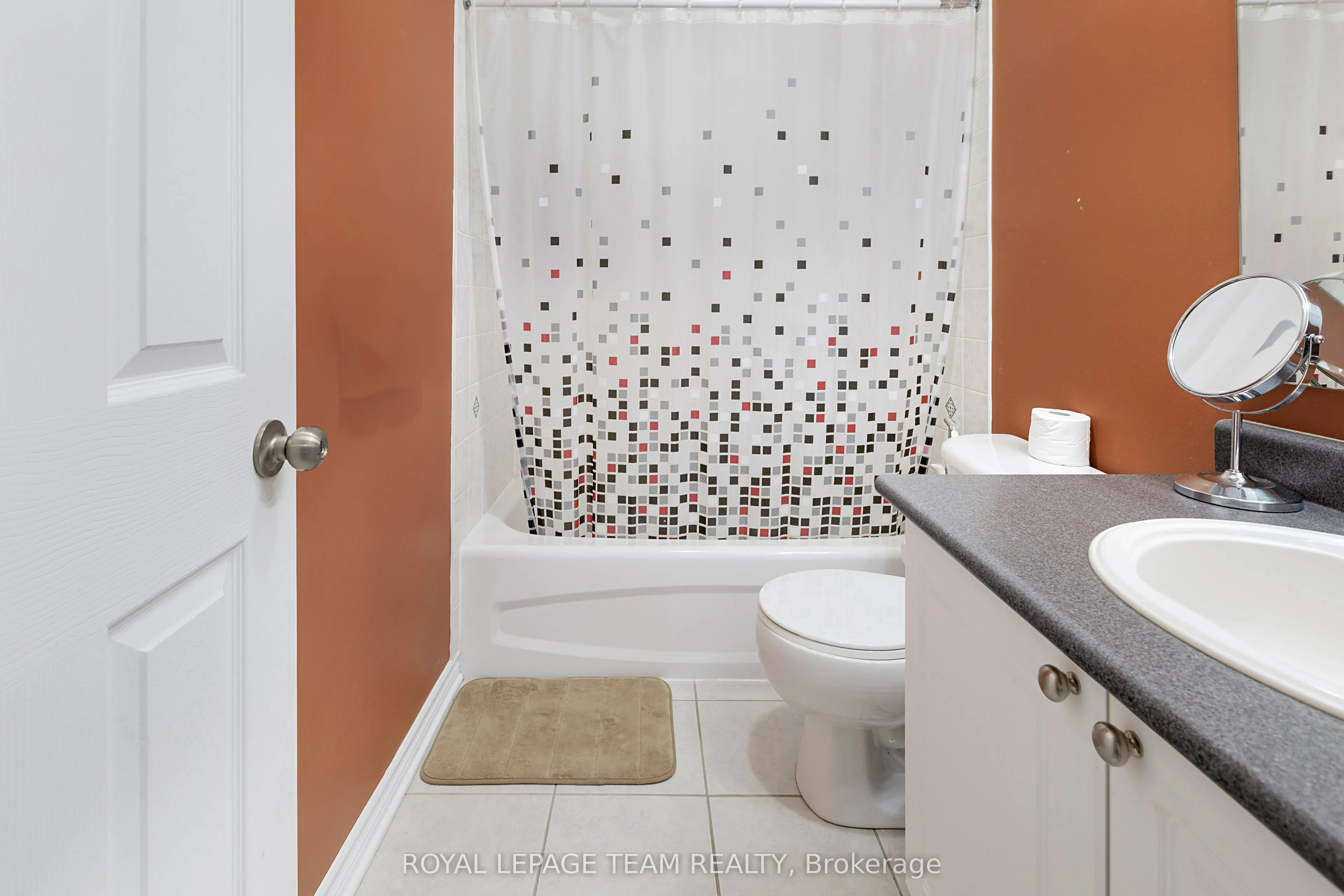 3265 St Joseph Boulevard, #118