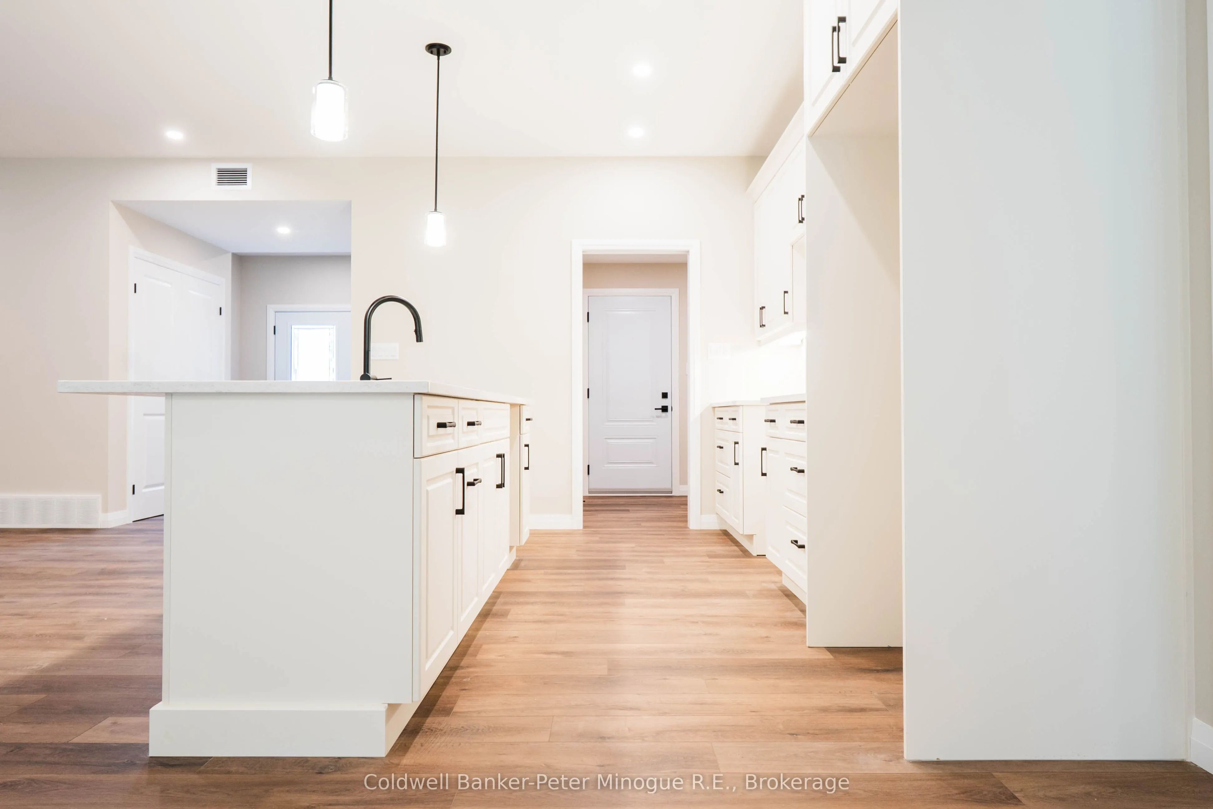 26 Masson Lane W