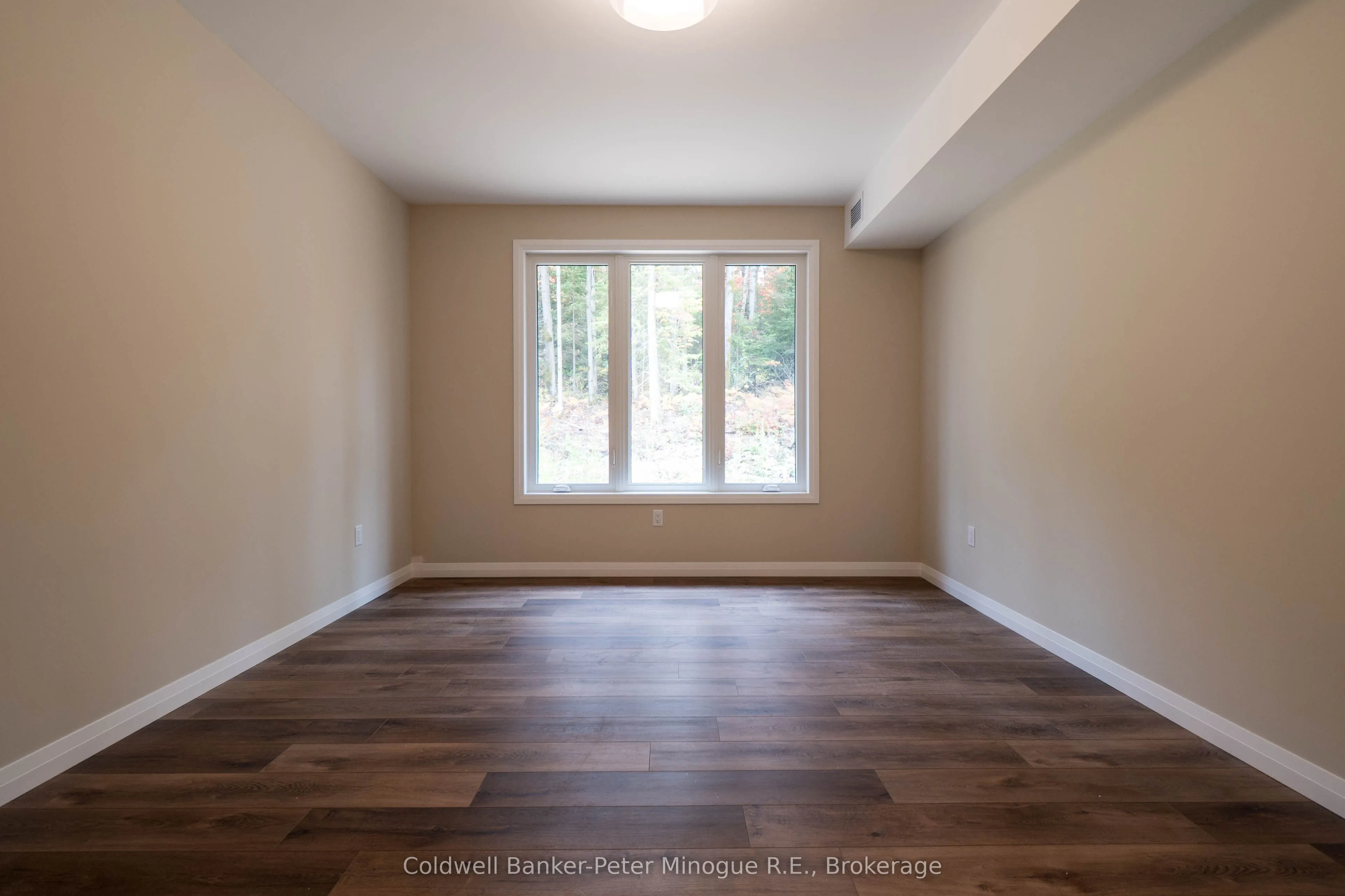 26 Masson Lane W
