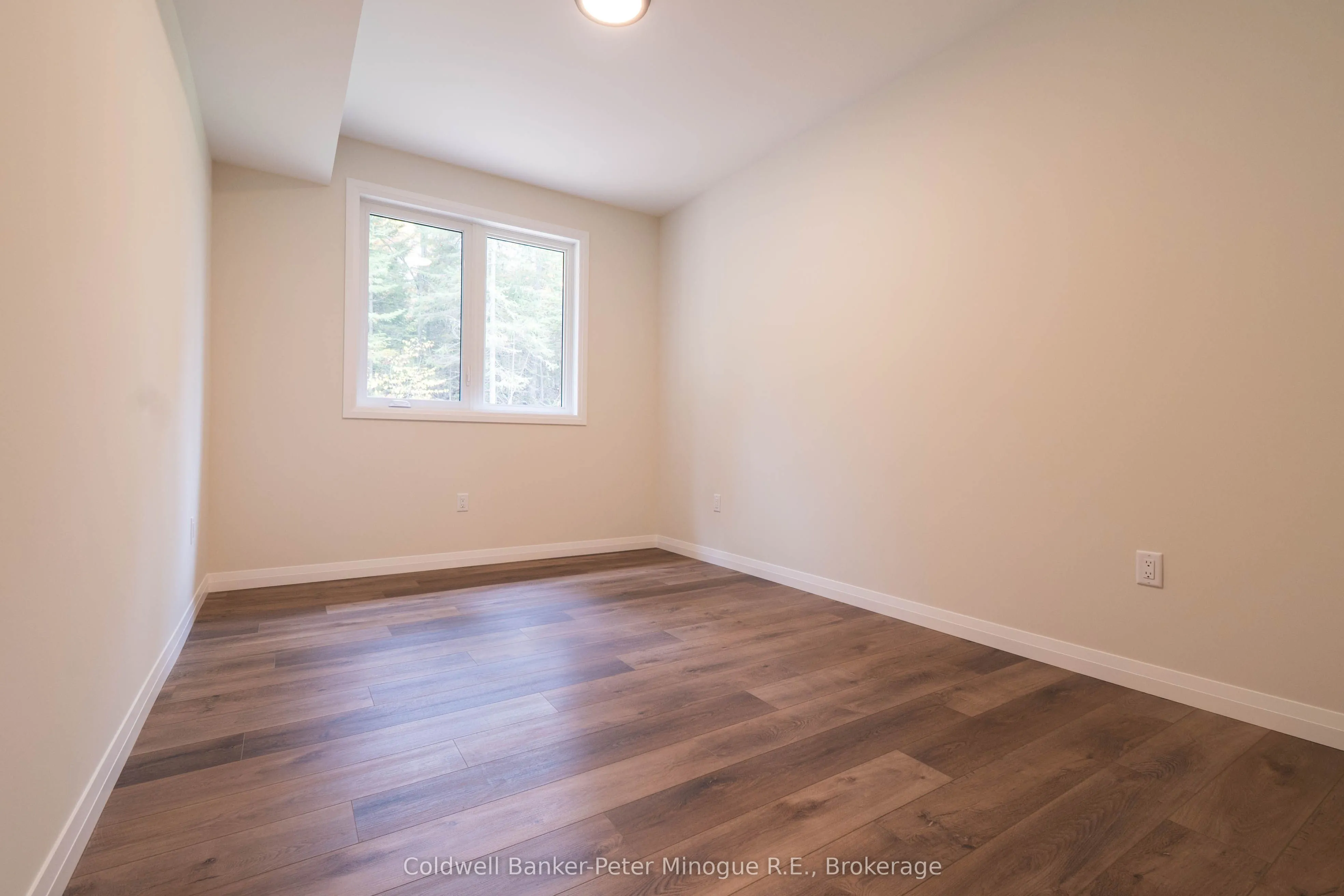 26 Masson Lane W