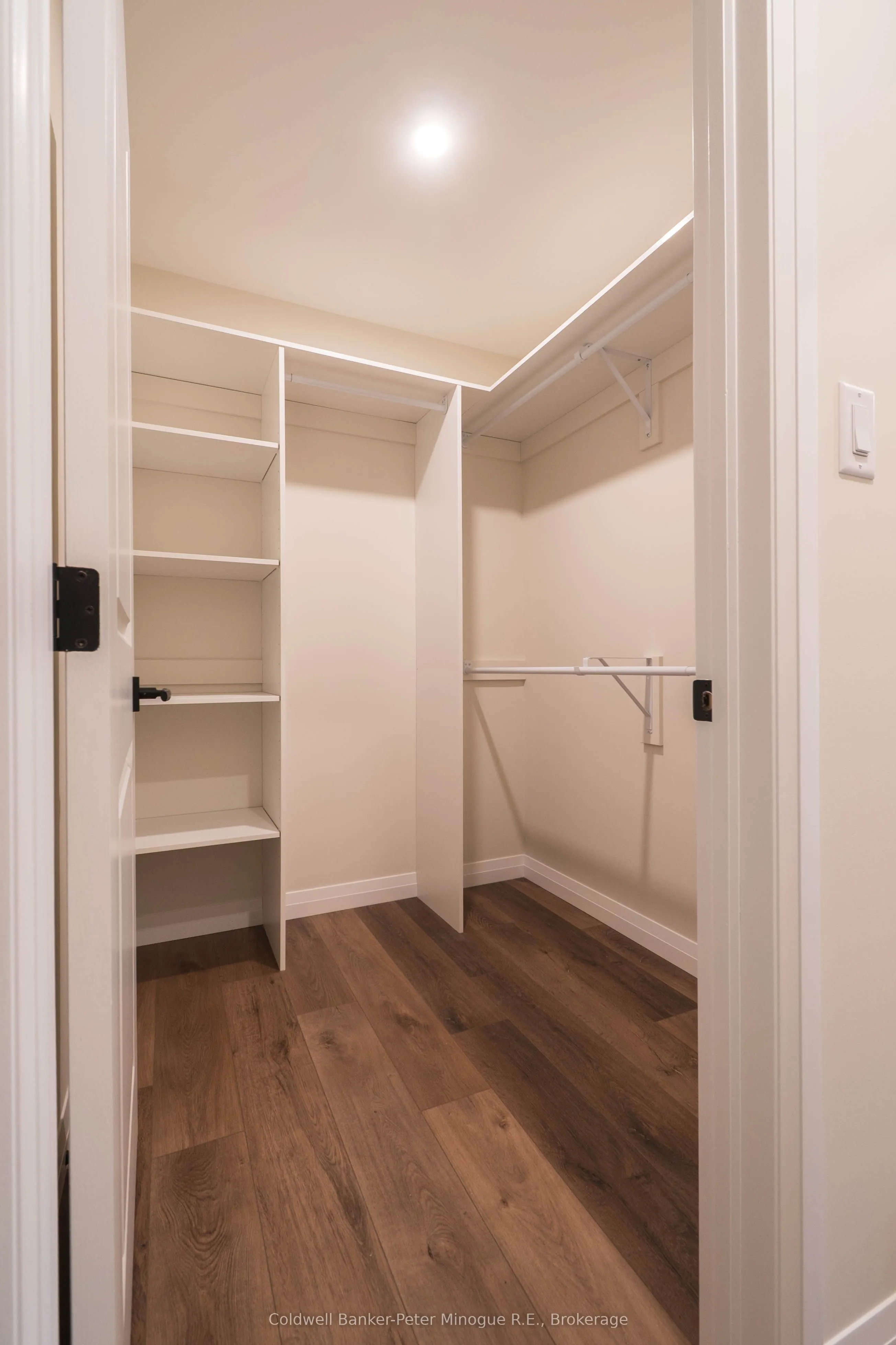 26 Masson Lane W