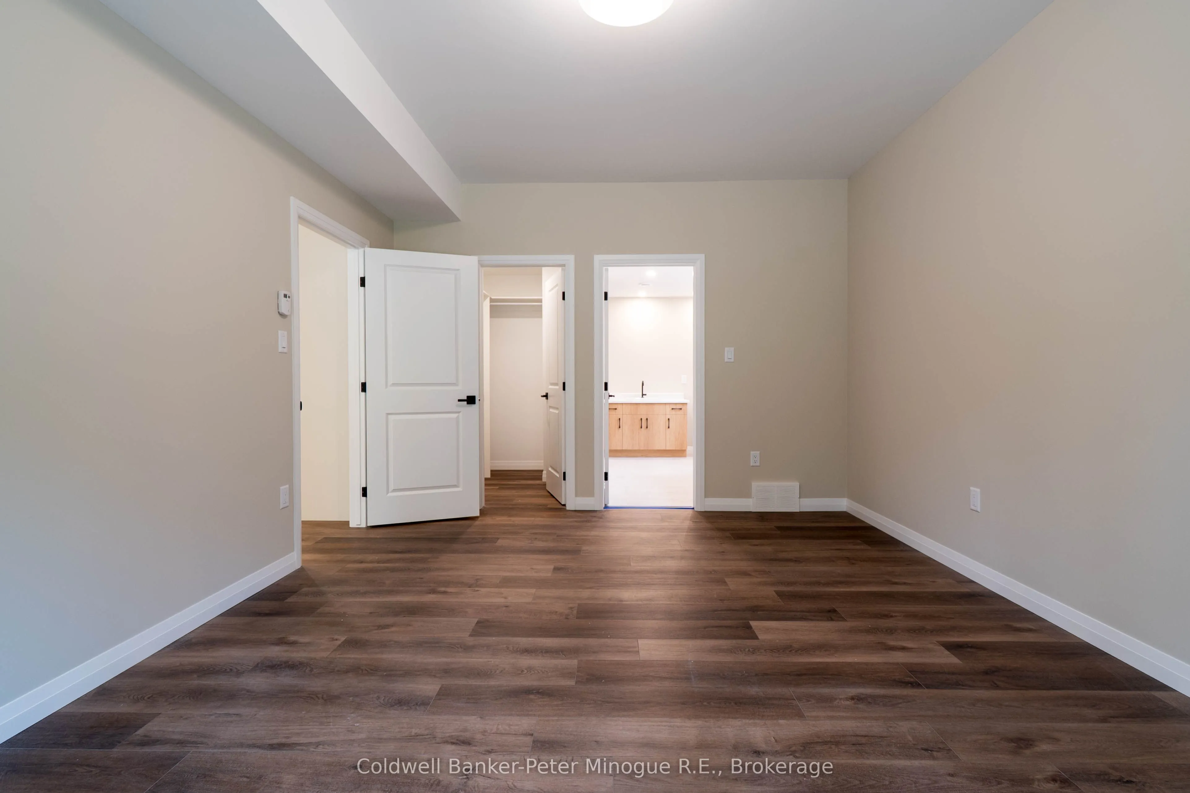 26 Masson Lane W