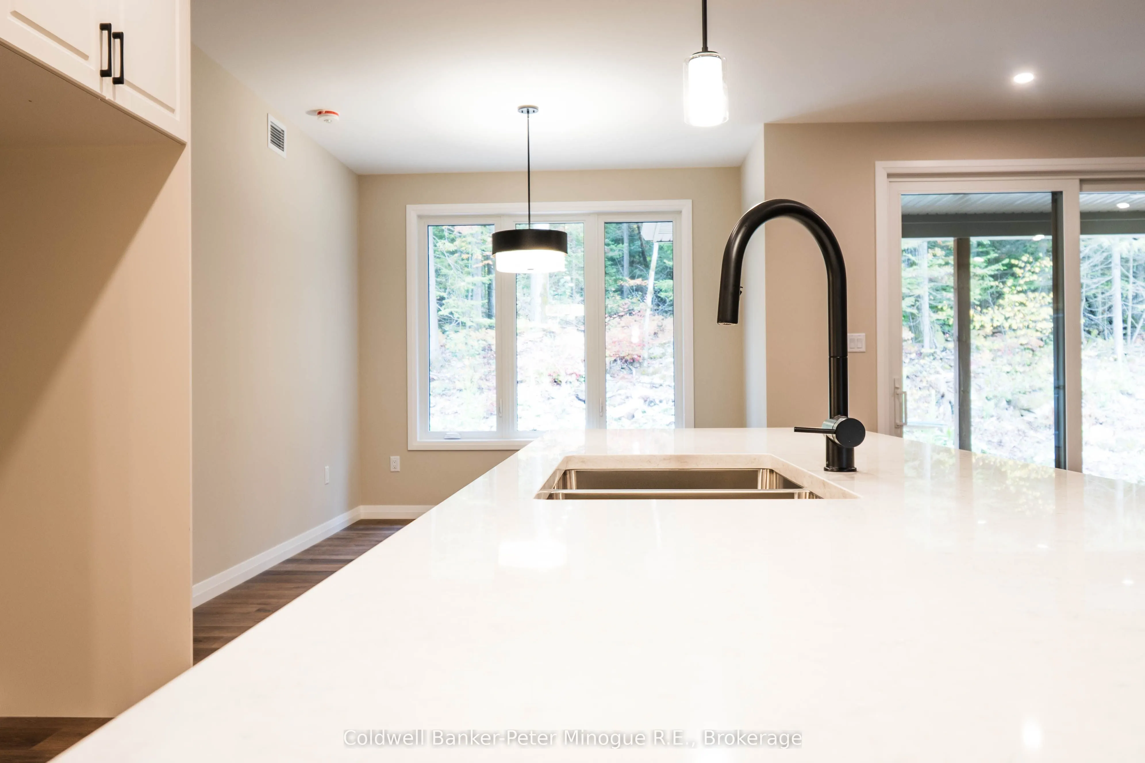 26 Masson Lane W