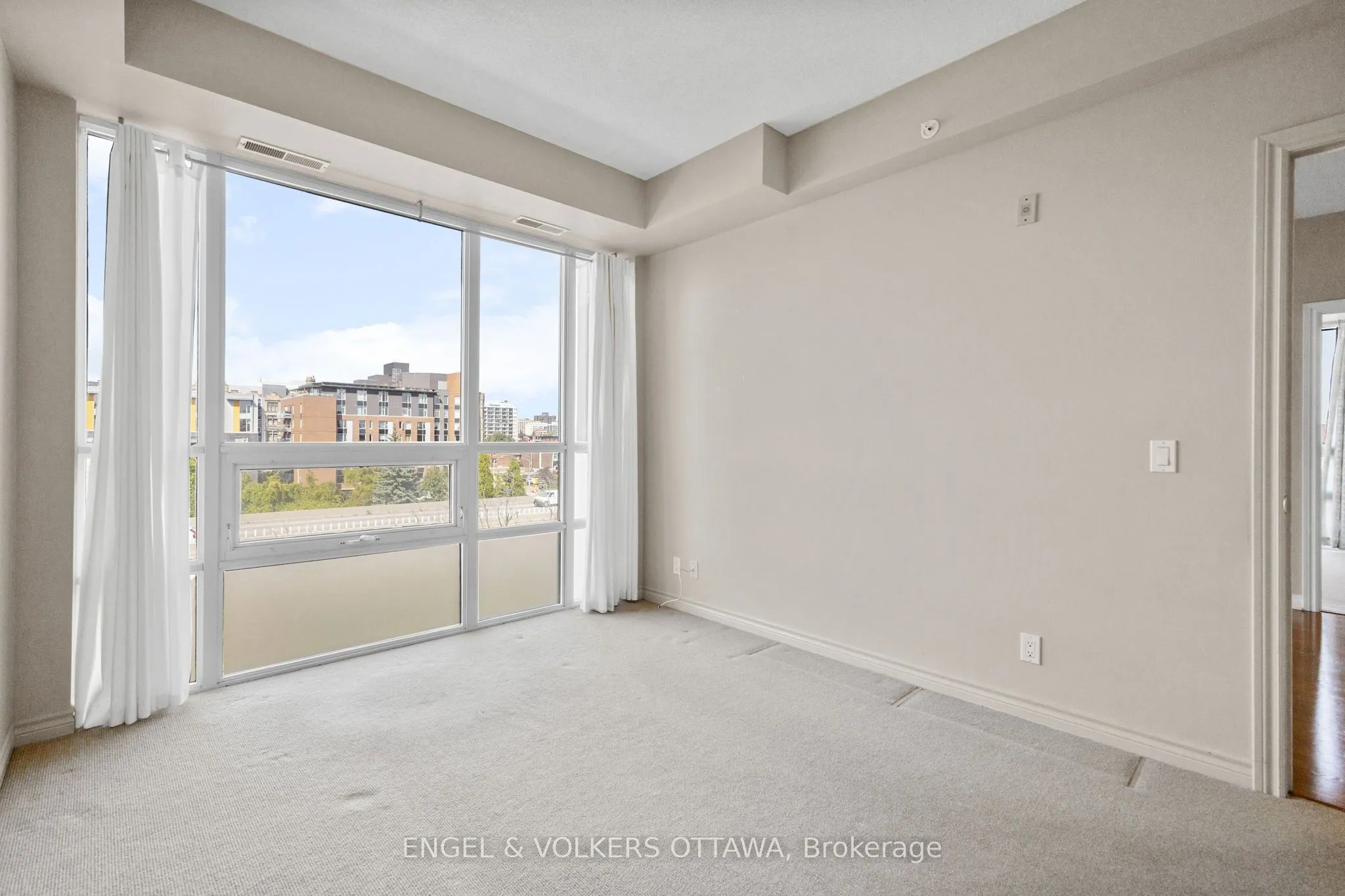 100 Isabella Street, #611