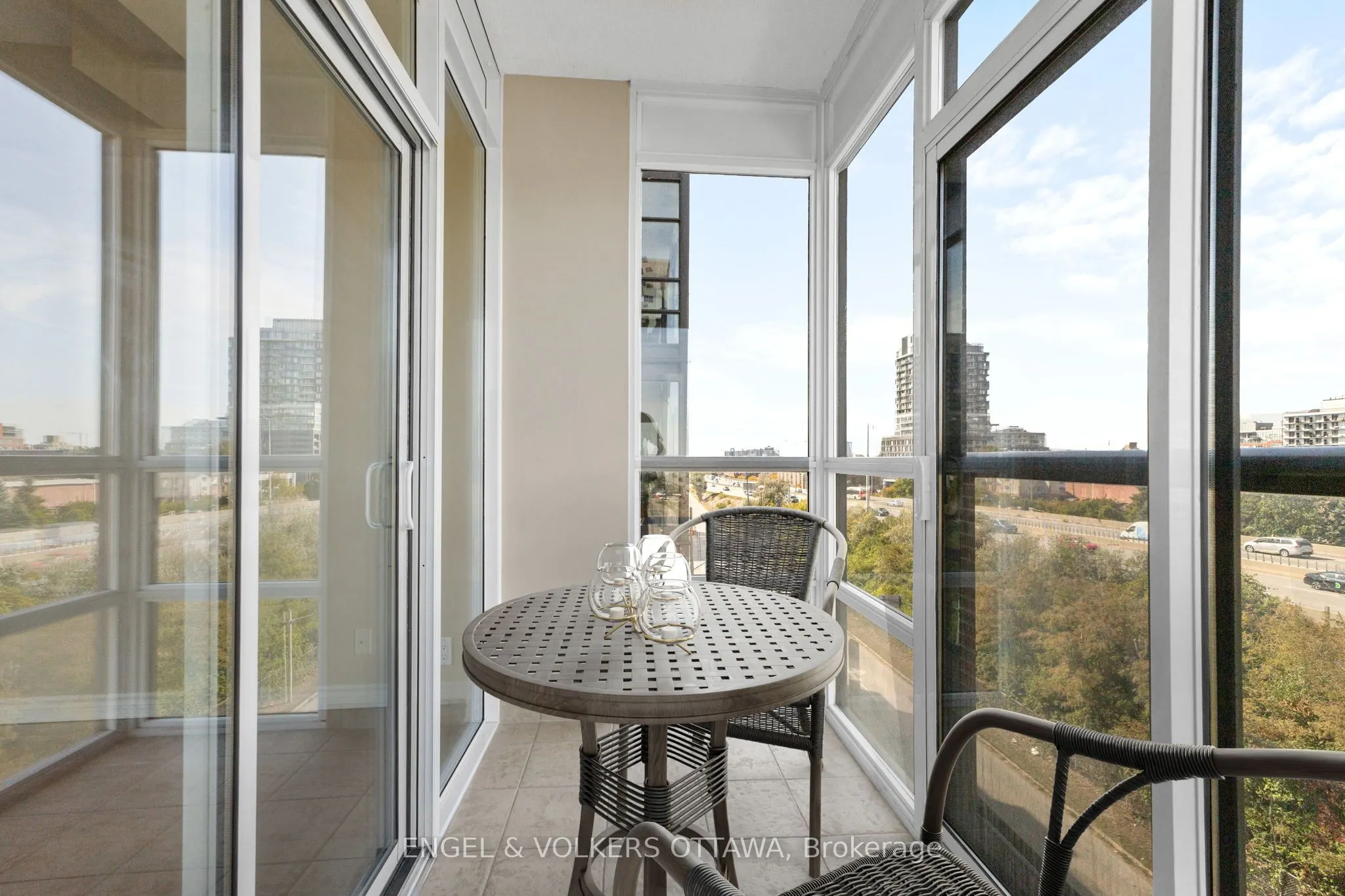 100 Isabella Street, #611