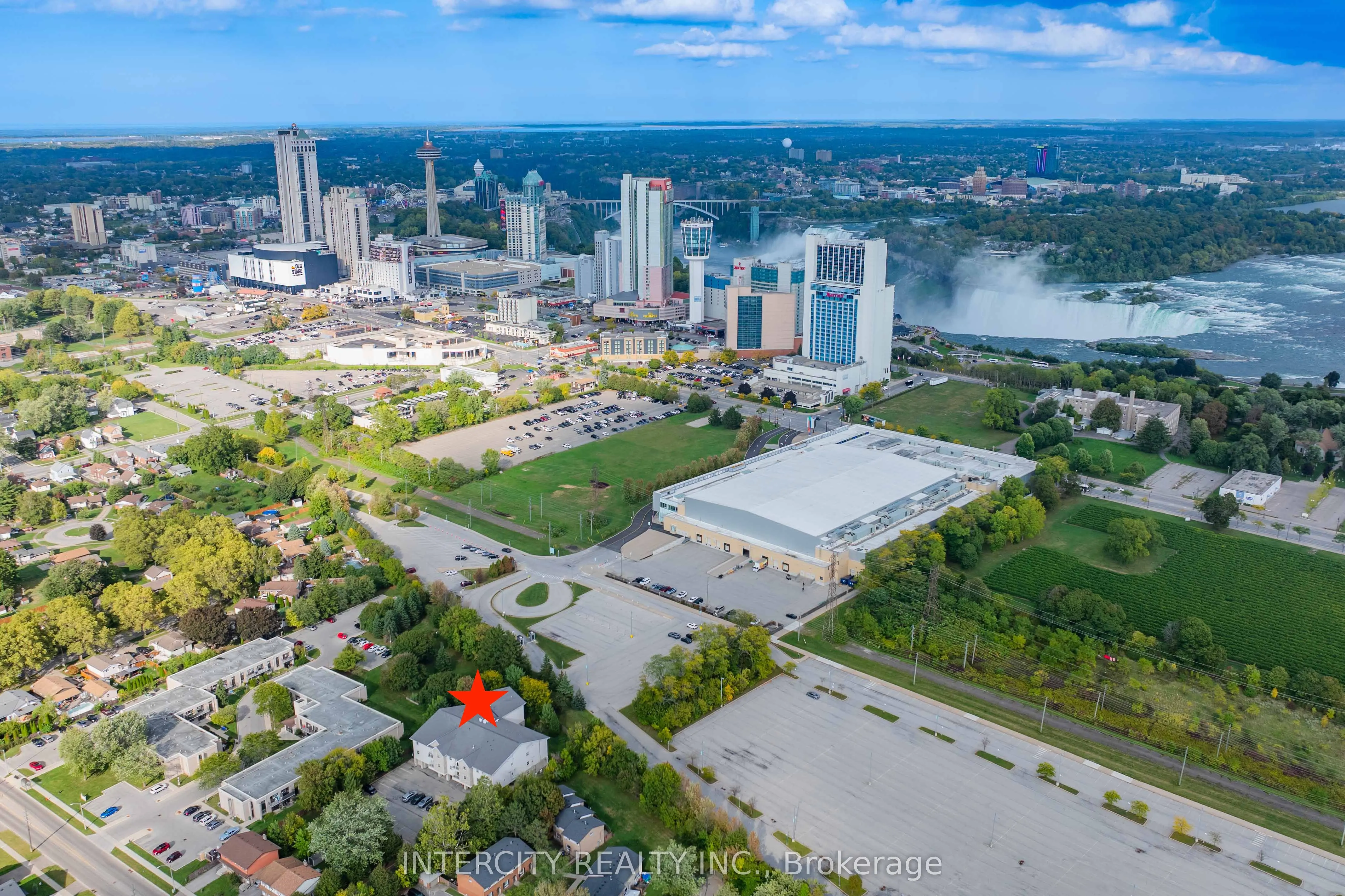 6928 Ailanthus Avenue E, #306