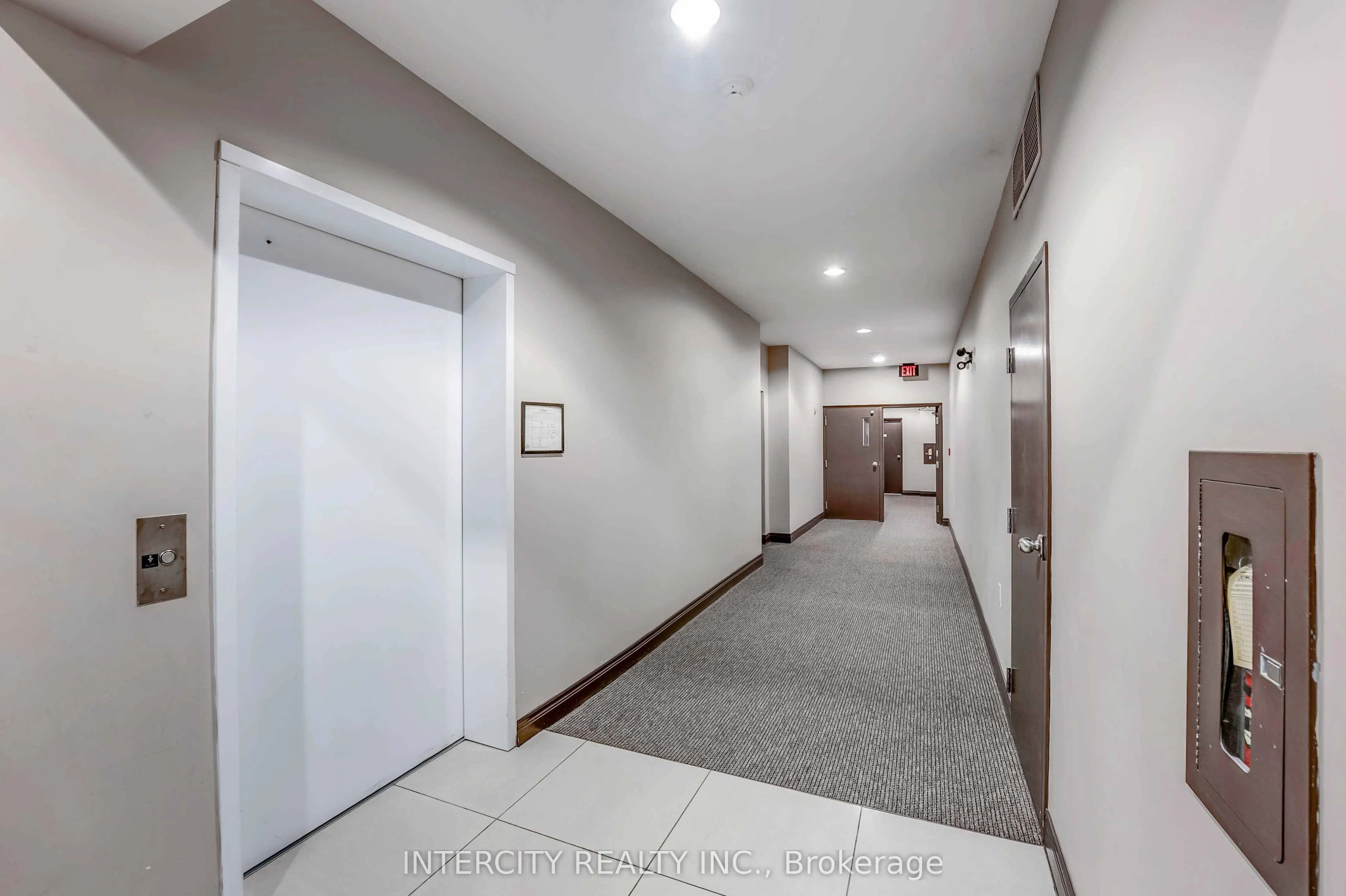 6928 Ailanthus Avenue E, #306