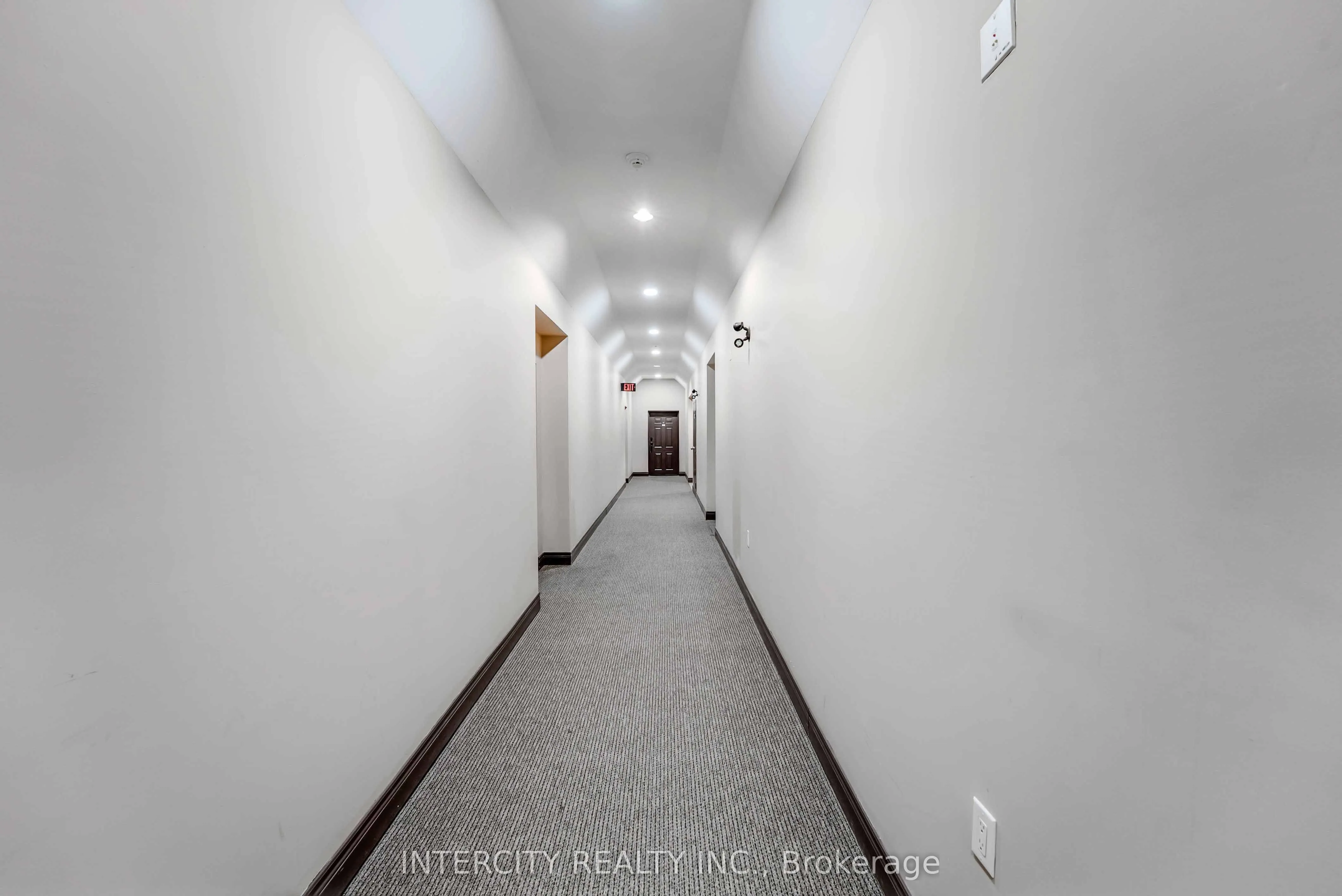 6928 Ailanthus Avenue E, #306