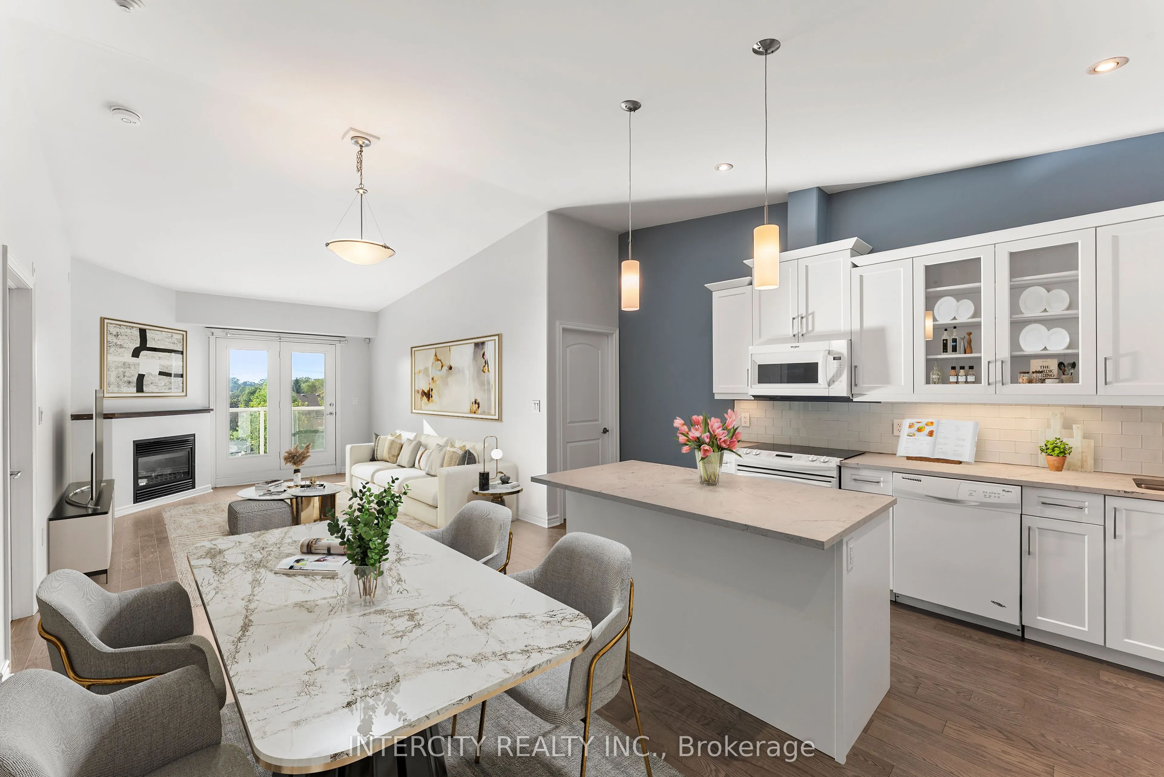 6928 Ailanthus Avenue E, #306