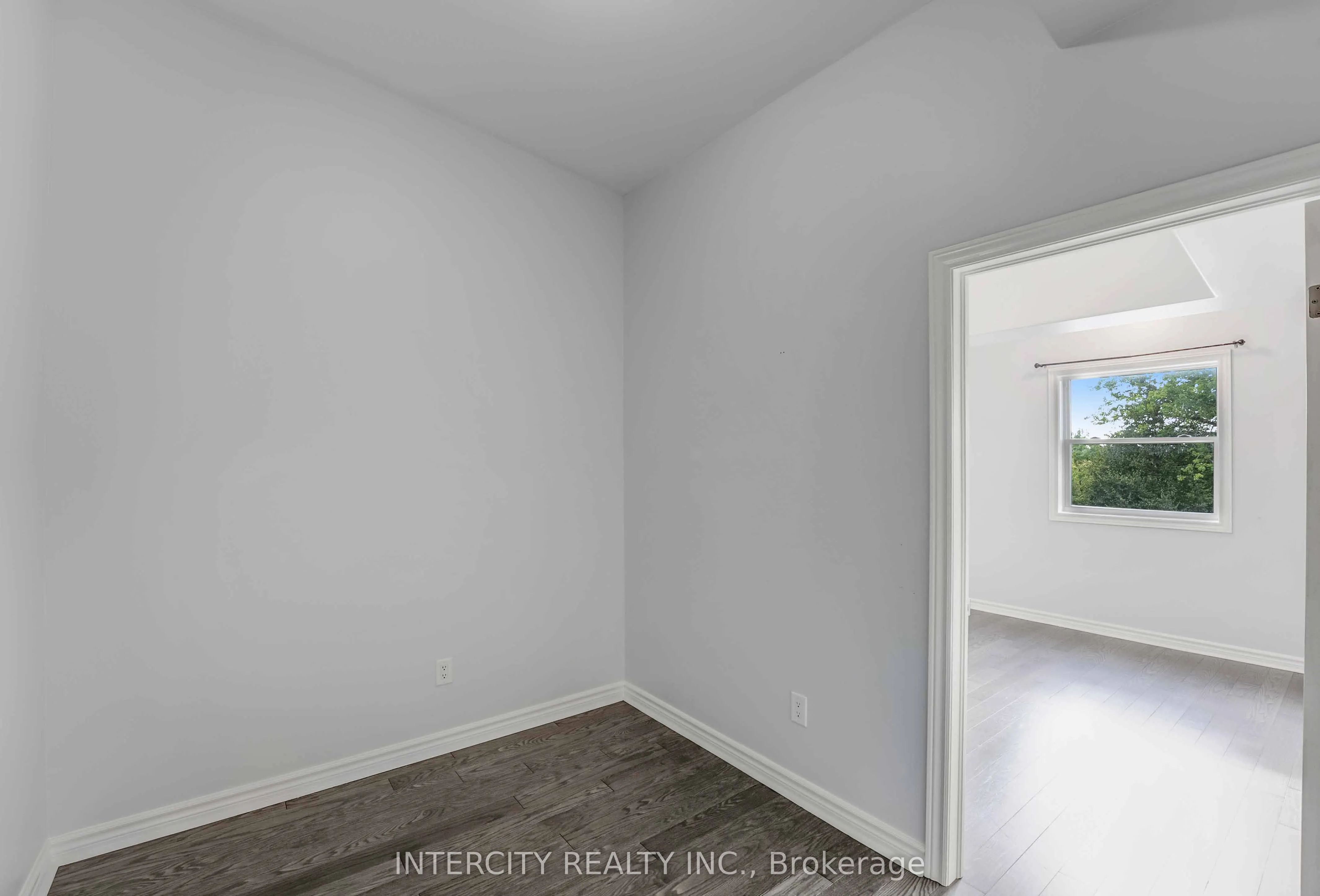 6928 Ailanthus Avenue E, #306