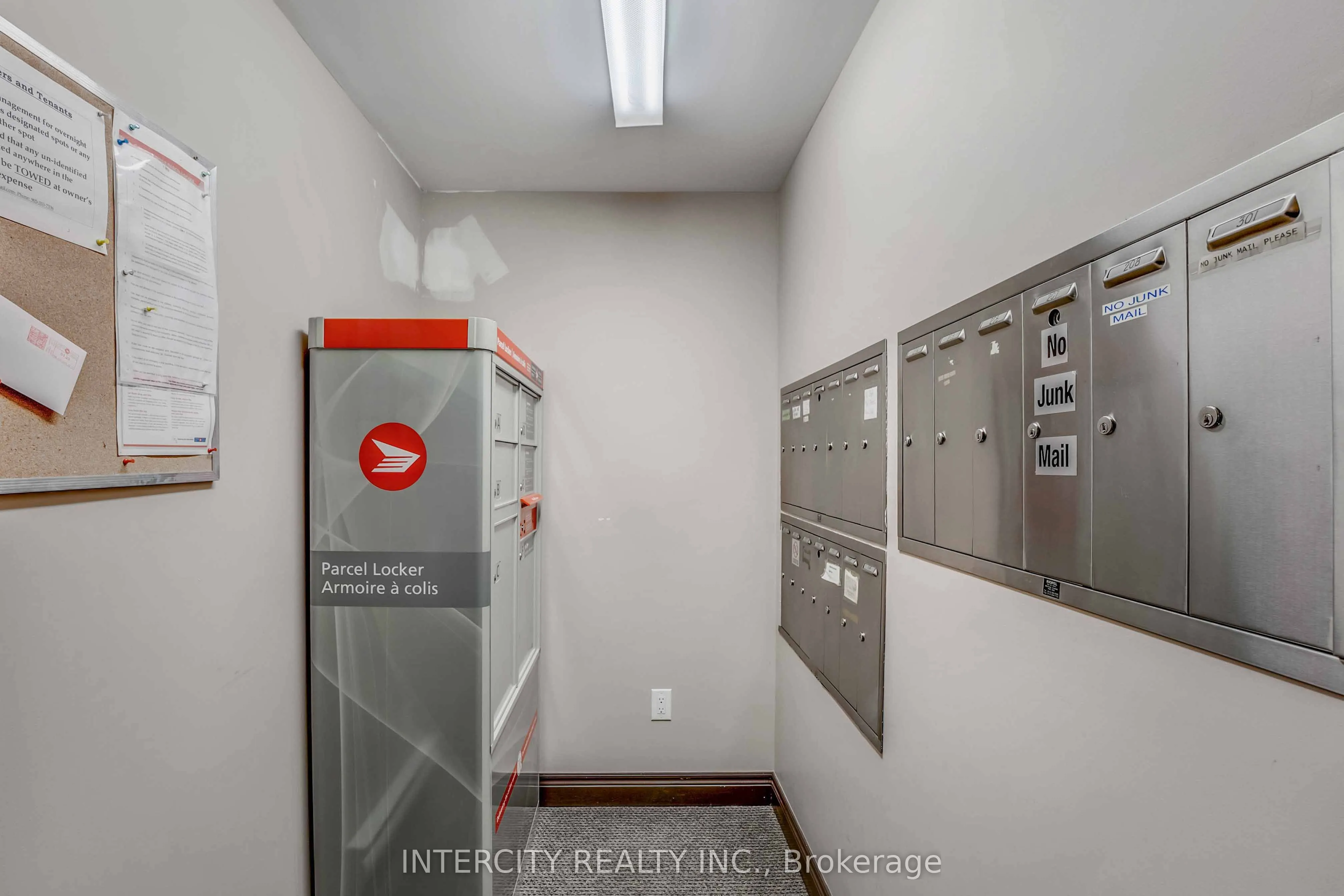 6928 Ailanthus Avenue E, #306