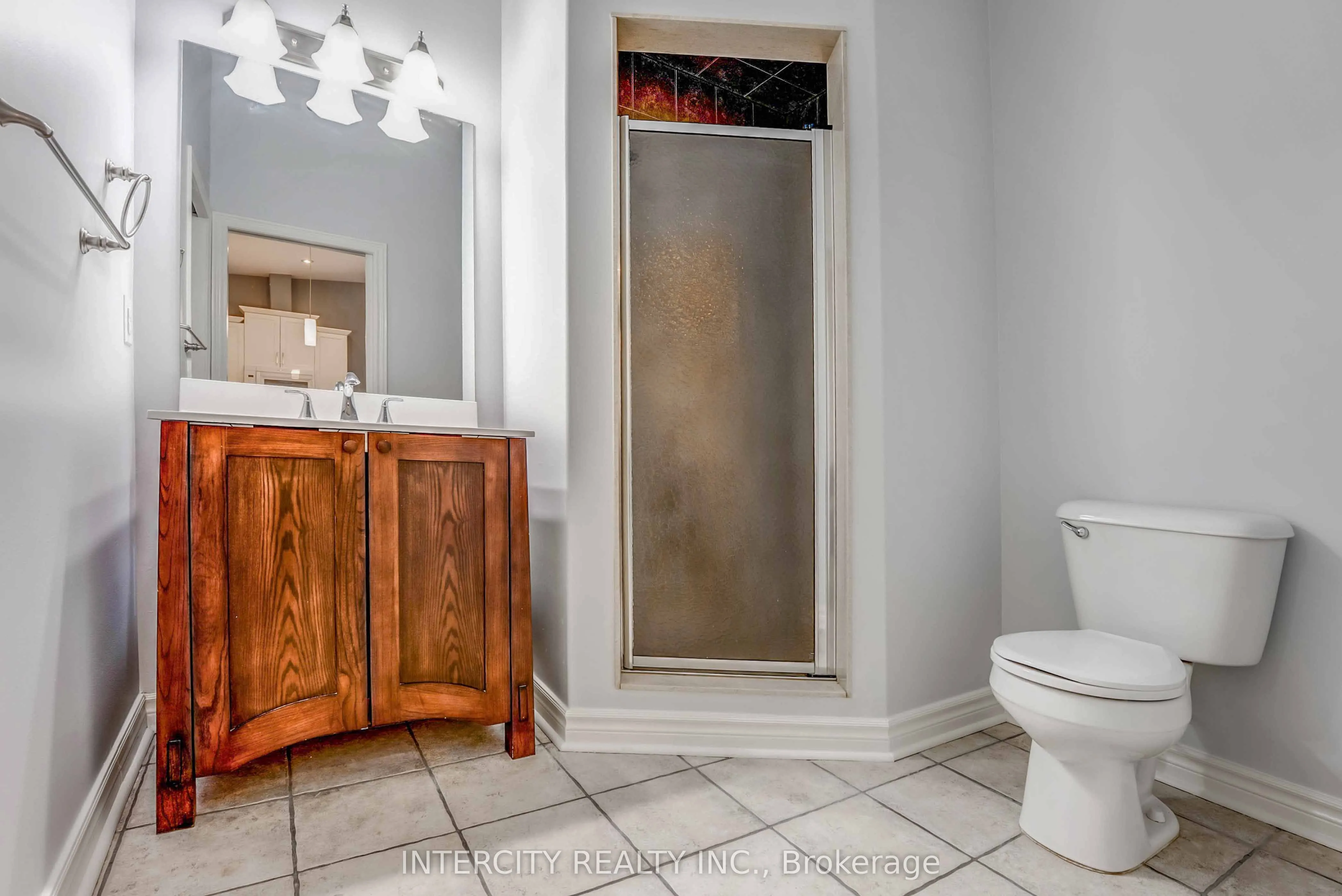 6928 Ailanthus Avenue E, #306
