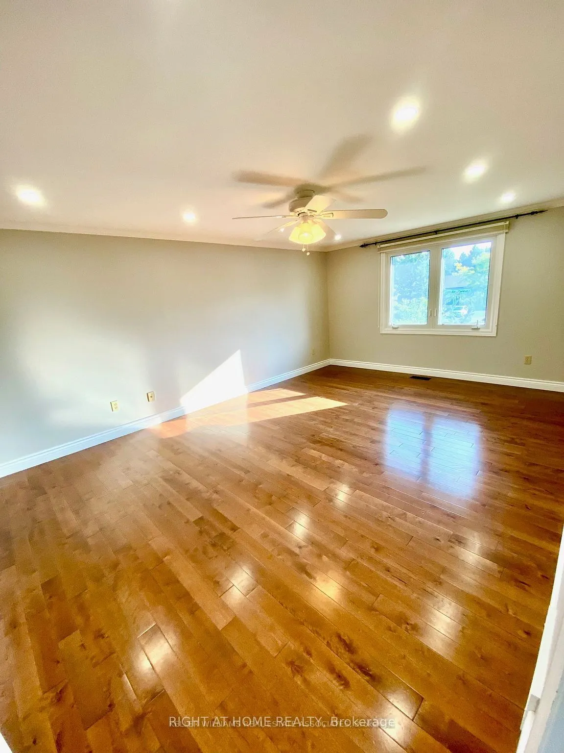 112 Downey Road, #UPPER