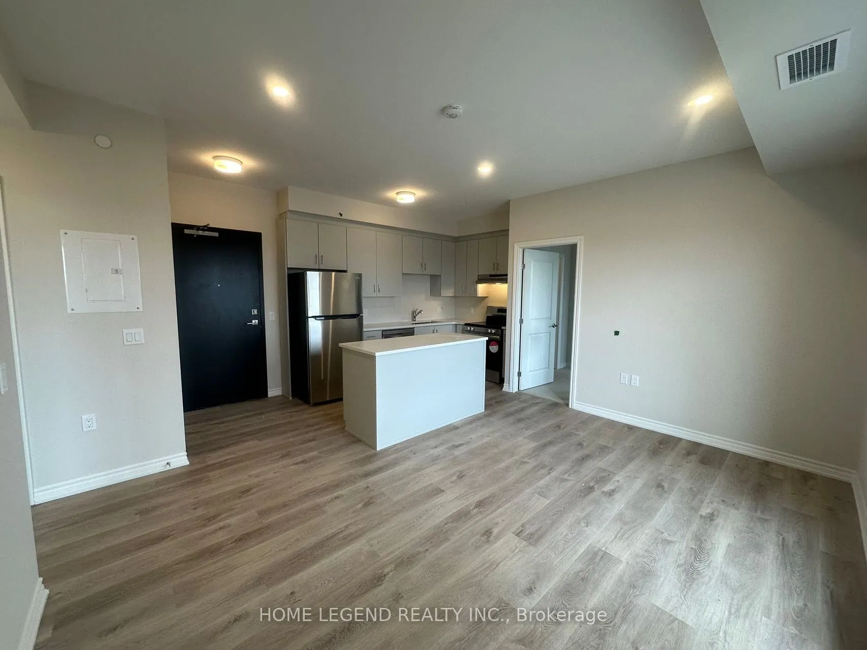 1350 Hemlock Road, #609