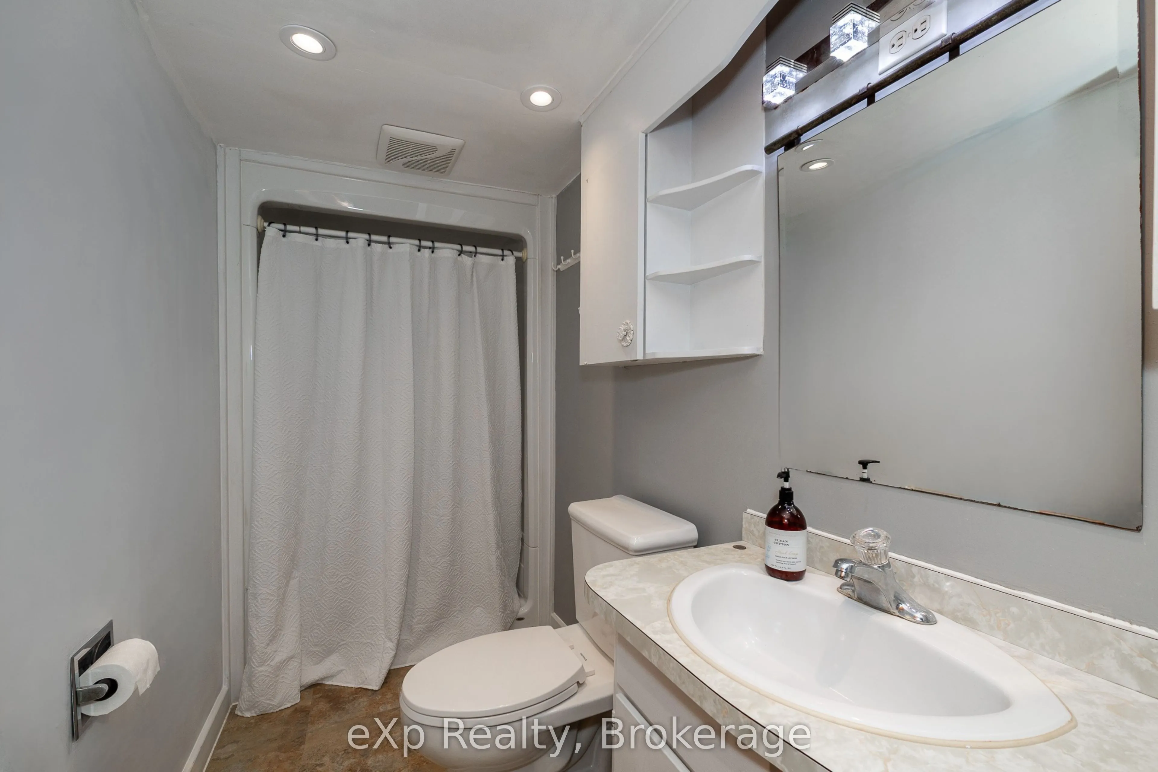 780 Concession 2