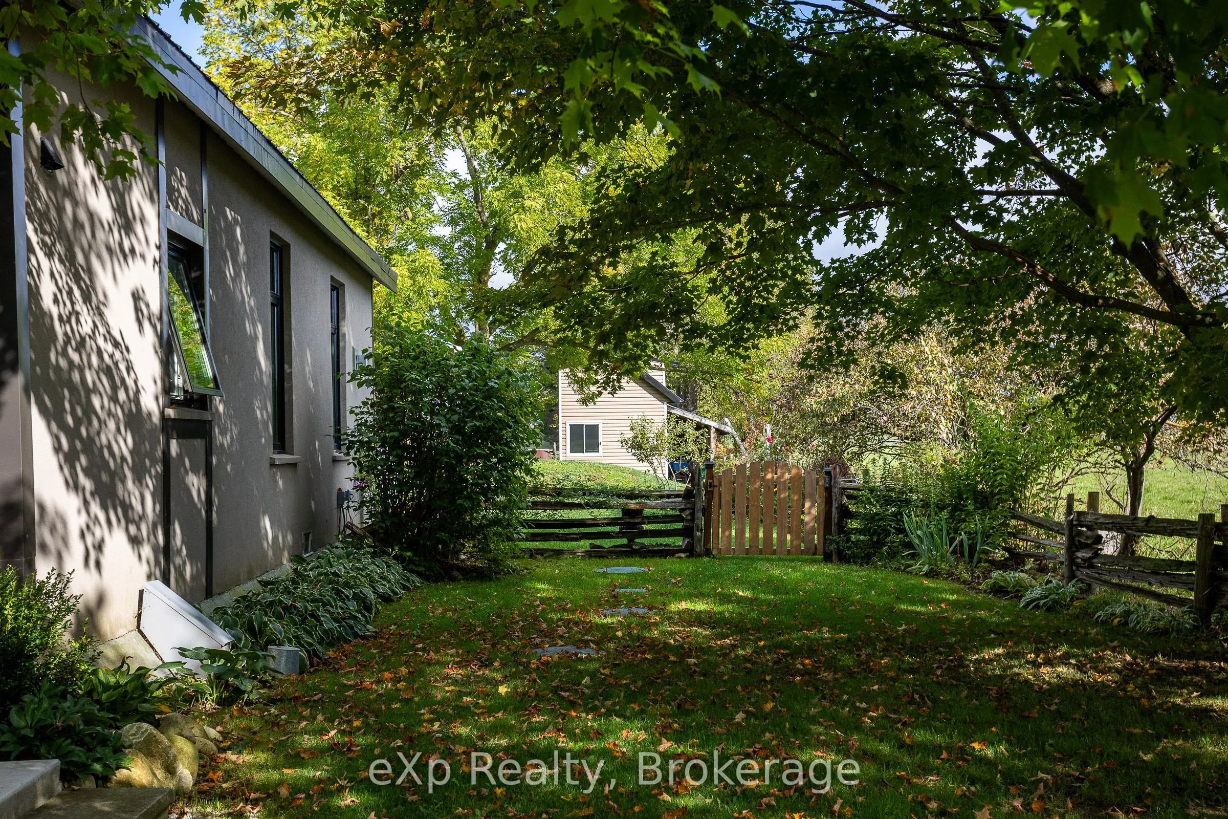 780 Concession 2