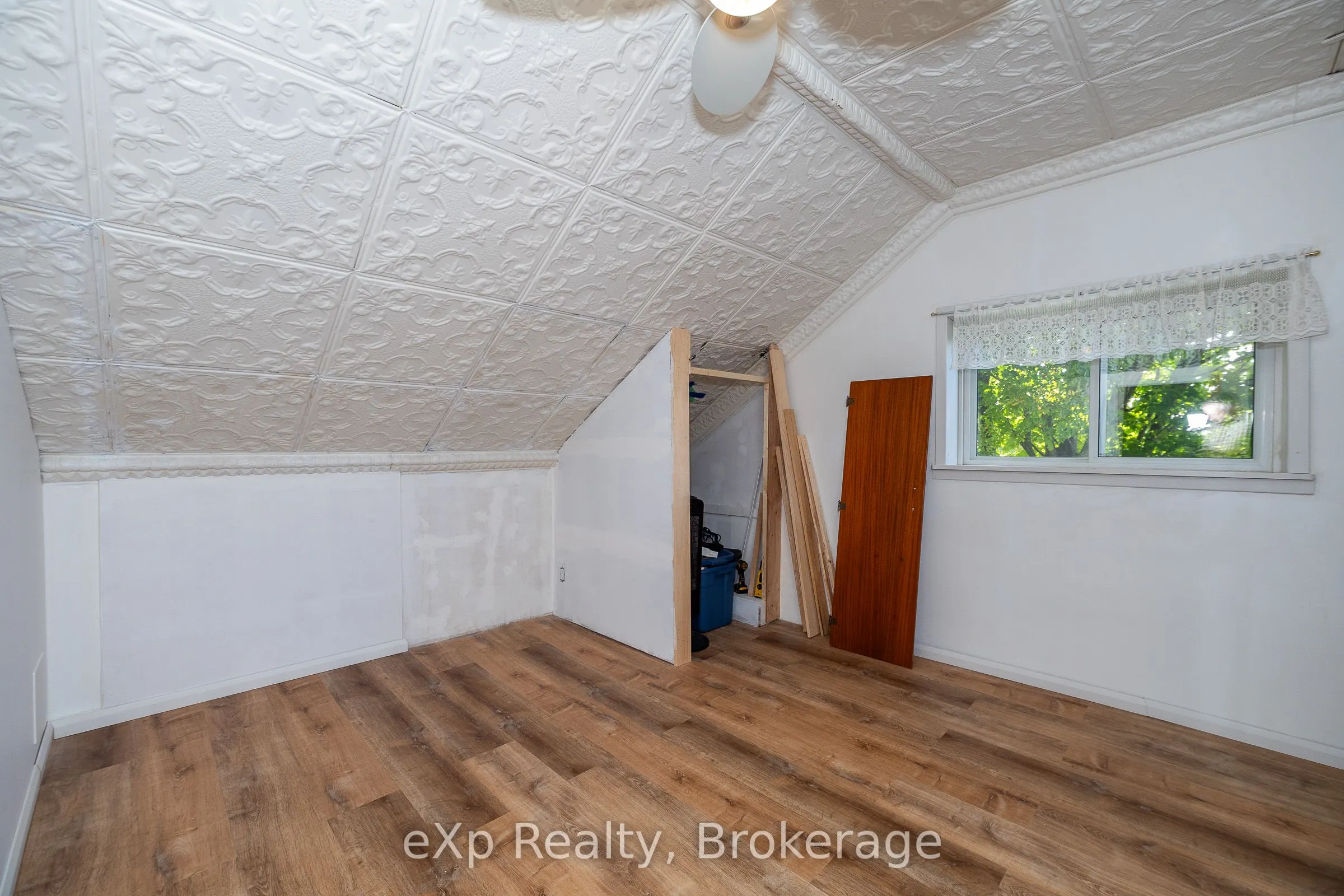 780 Concession 2