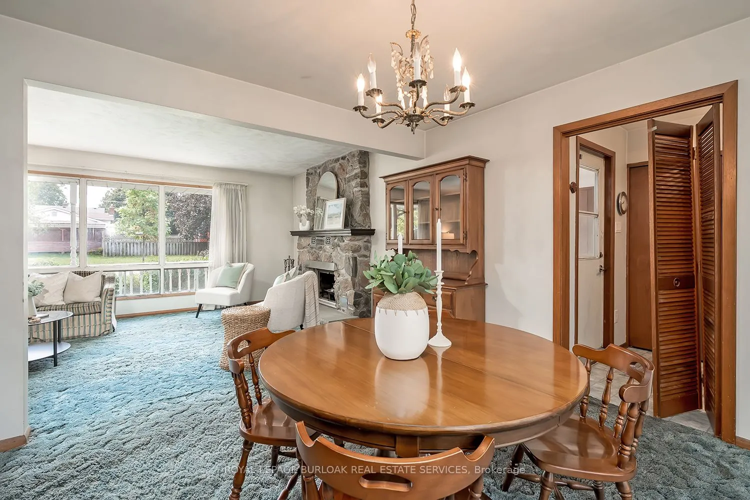 3 White Oaks Avenue