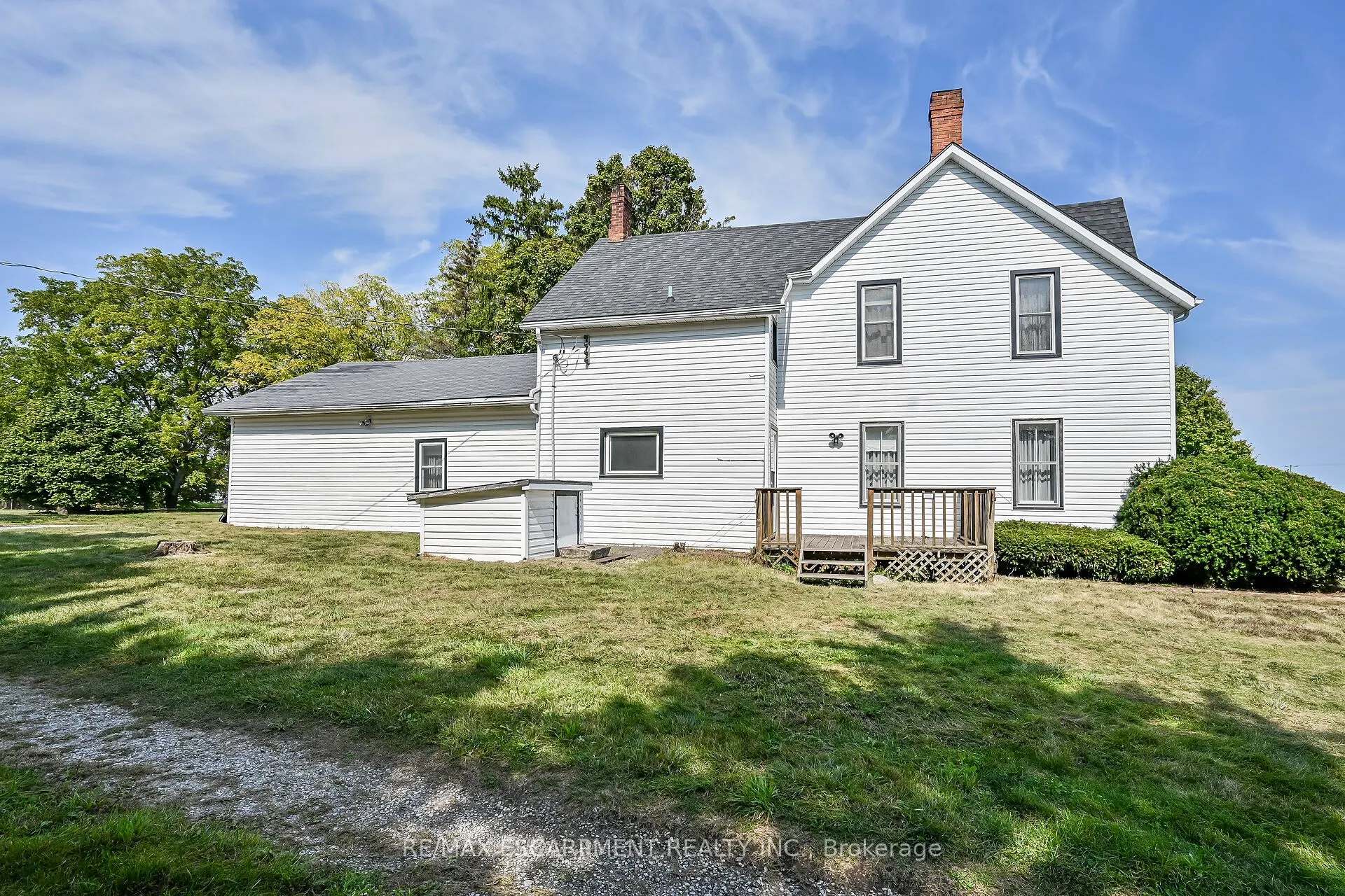 2429 County Line