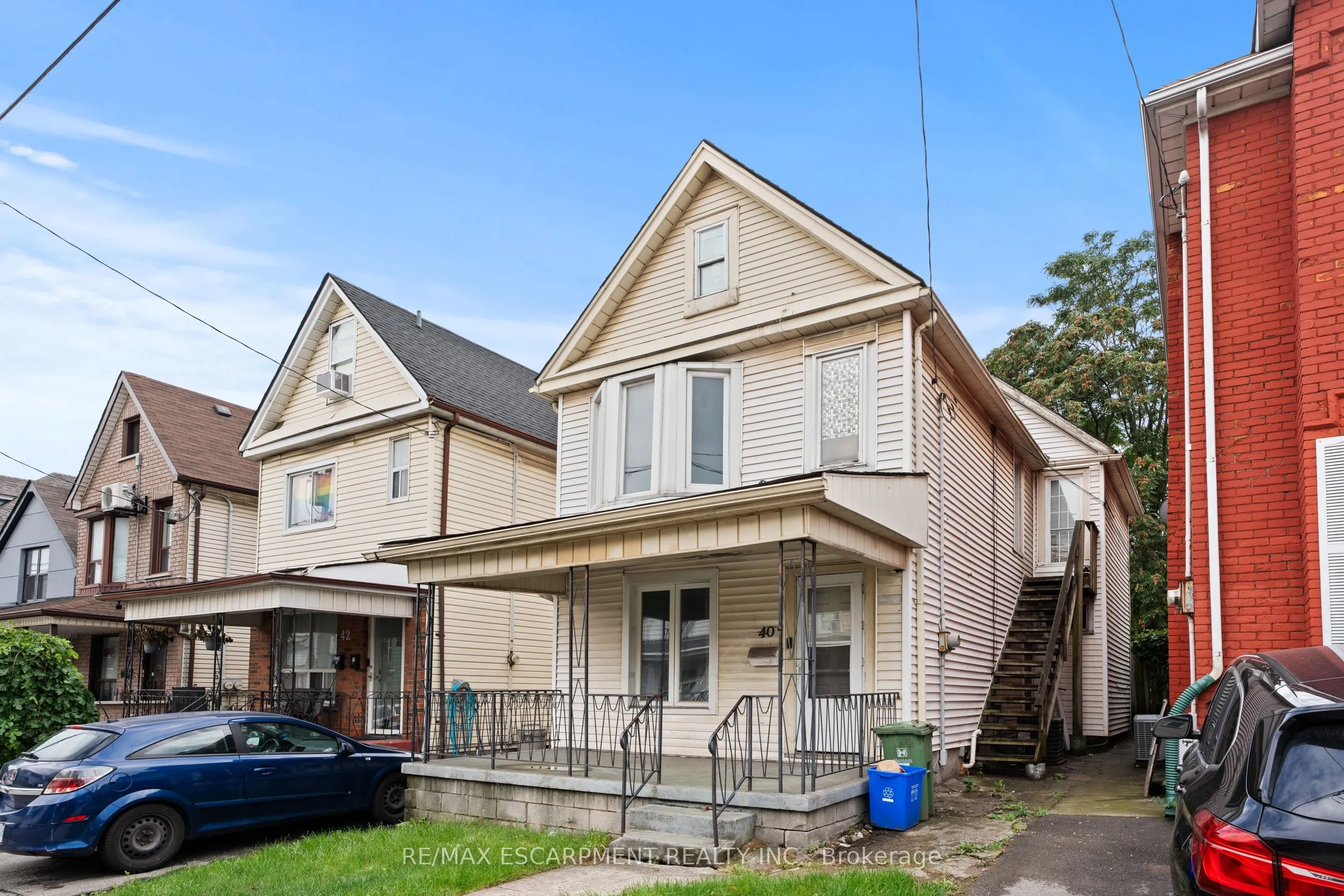 40 Rosemont Avenue